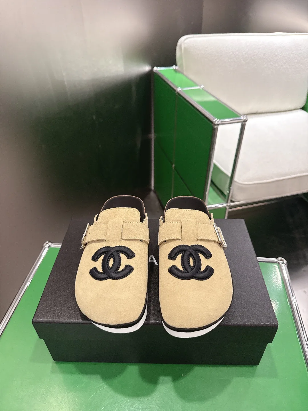 Women's Mules And Clogs CHANEL 18011683