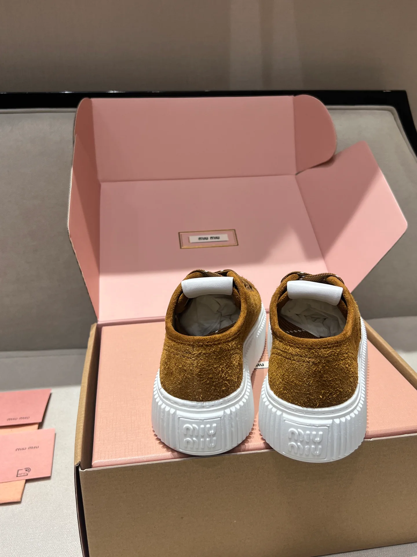 Women's Sneakers MIU MIU 18020235