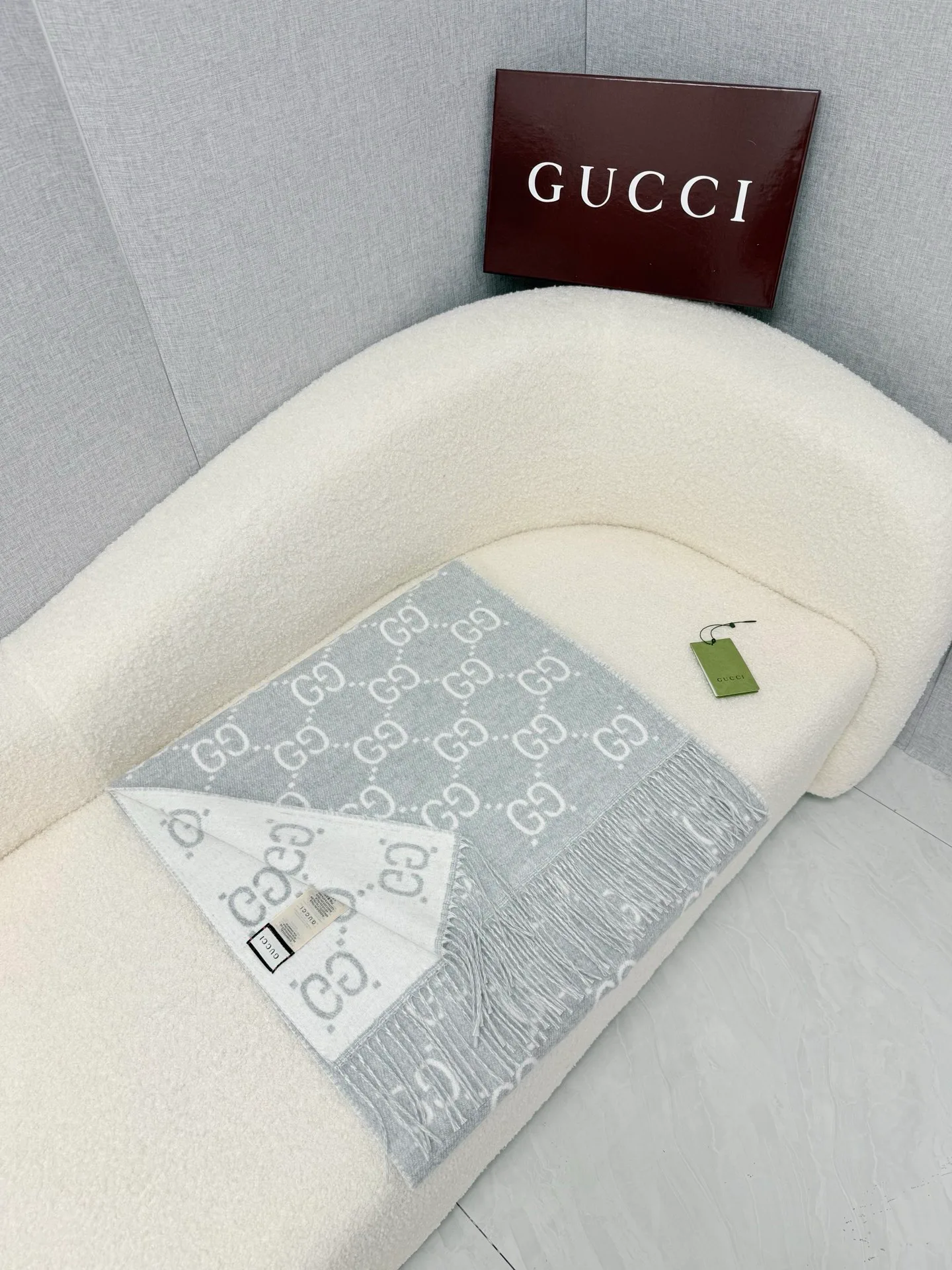 Scarves GUCCI 18275015