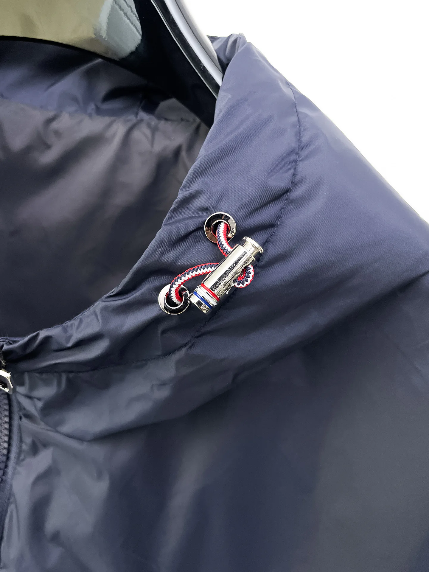 Куртки И Пуховики Мужские Moncler 18614687