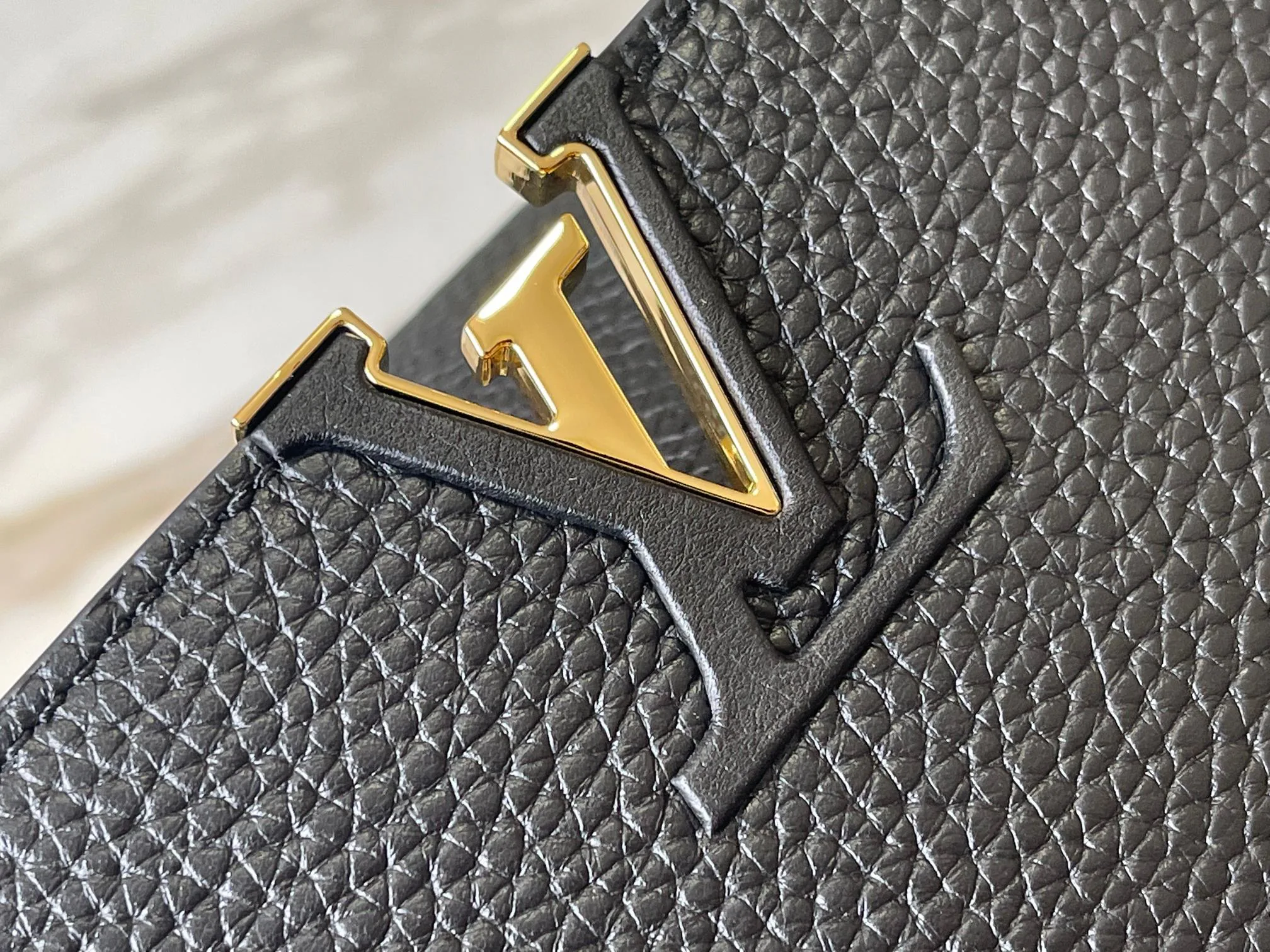 Классические Сумки Женские Louis Vuitton 18644265