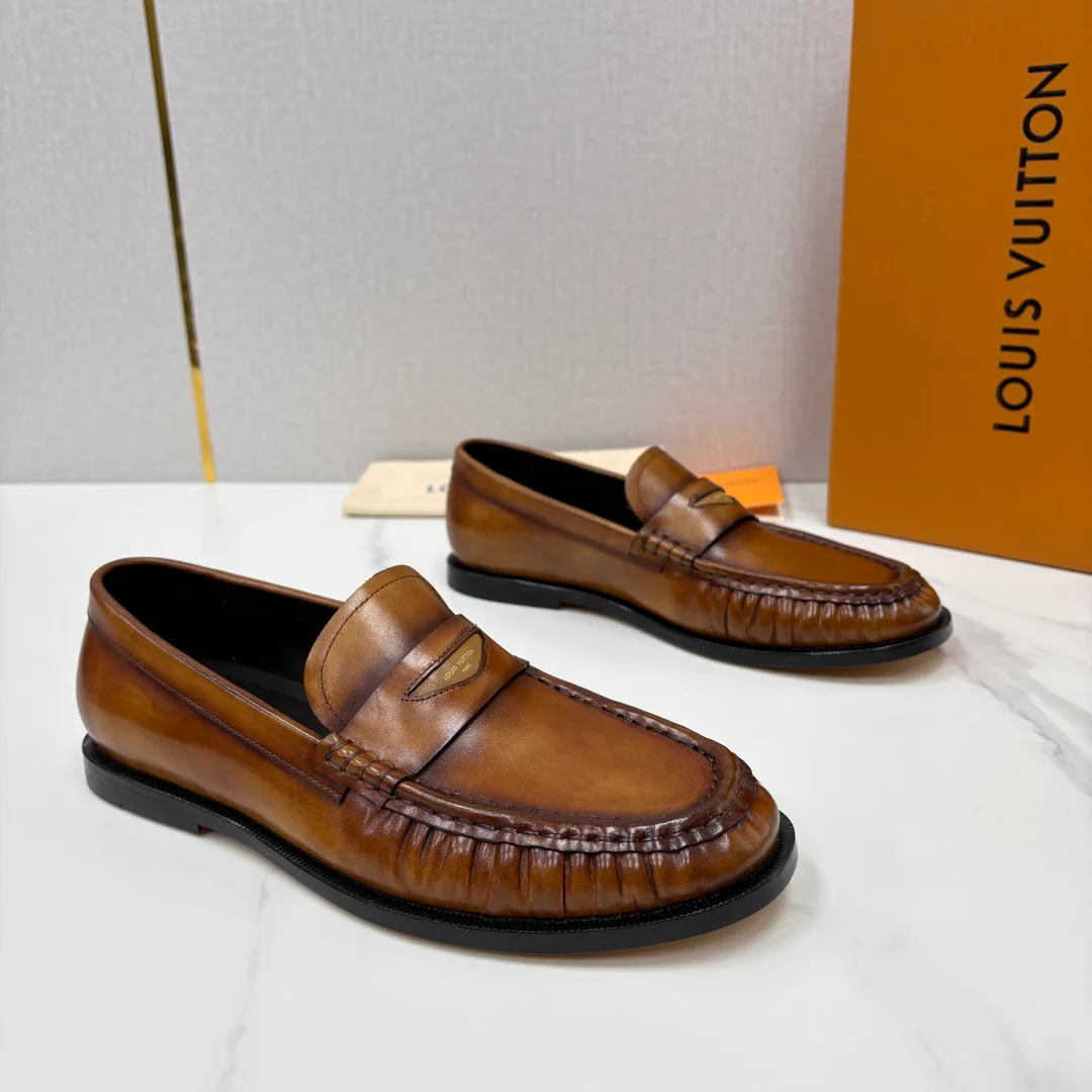 Men's Loafers And Dress Shoes LOUIS VUITTON 17884058
