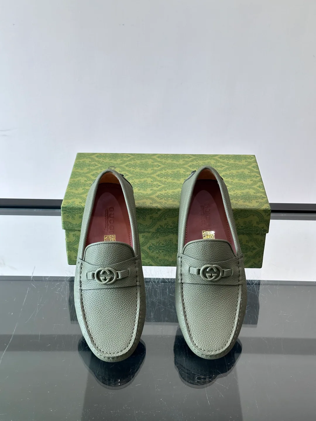 Men's Loafers And Dress Shoes GUCCI 17588557