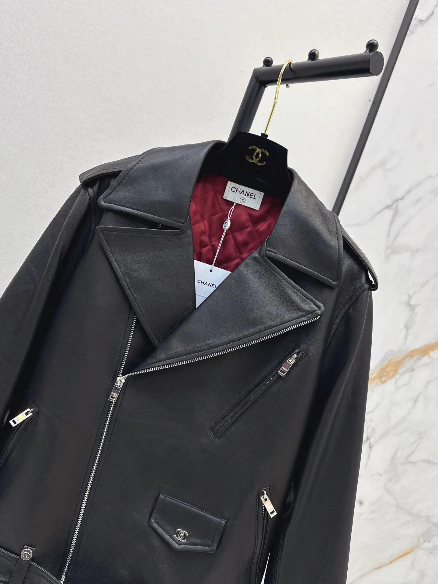 Women's Leather Jackets And Sheepskin Coats CHANEL 17811001