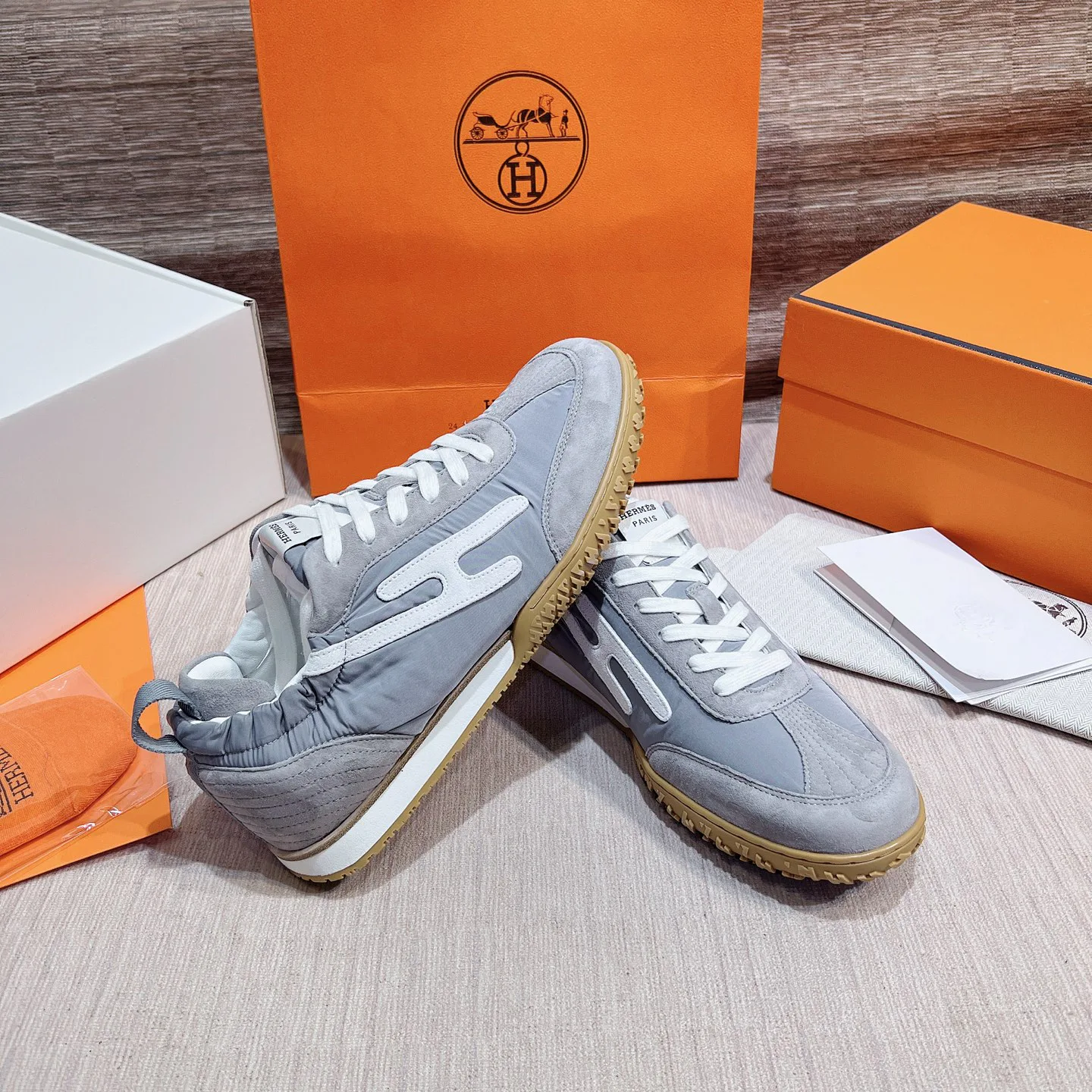Men's Sneakers HERMES 17749540