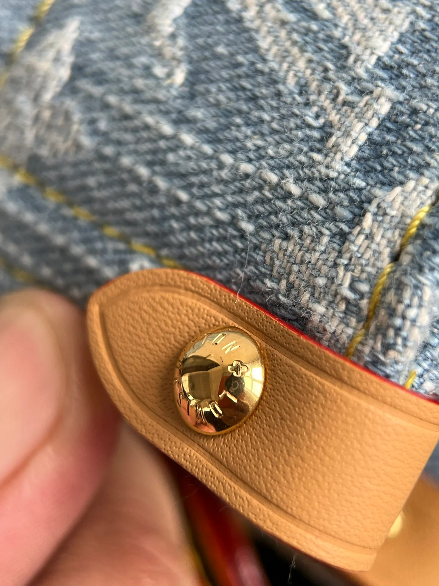 Women's Classic Handbags LOUIS VUITTON 18376495