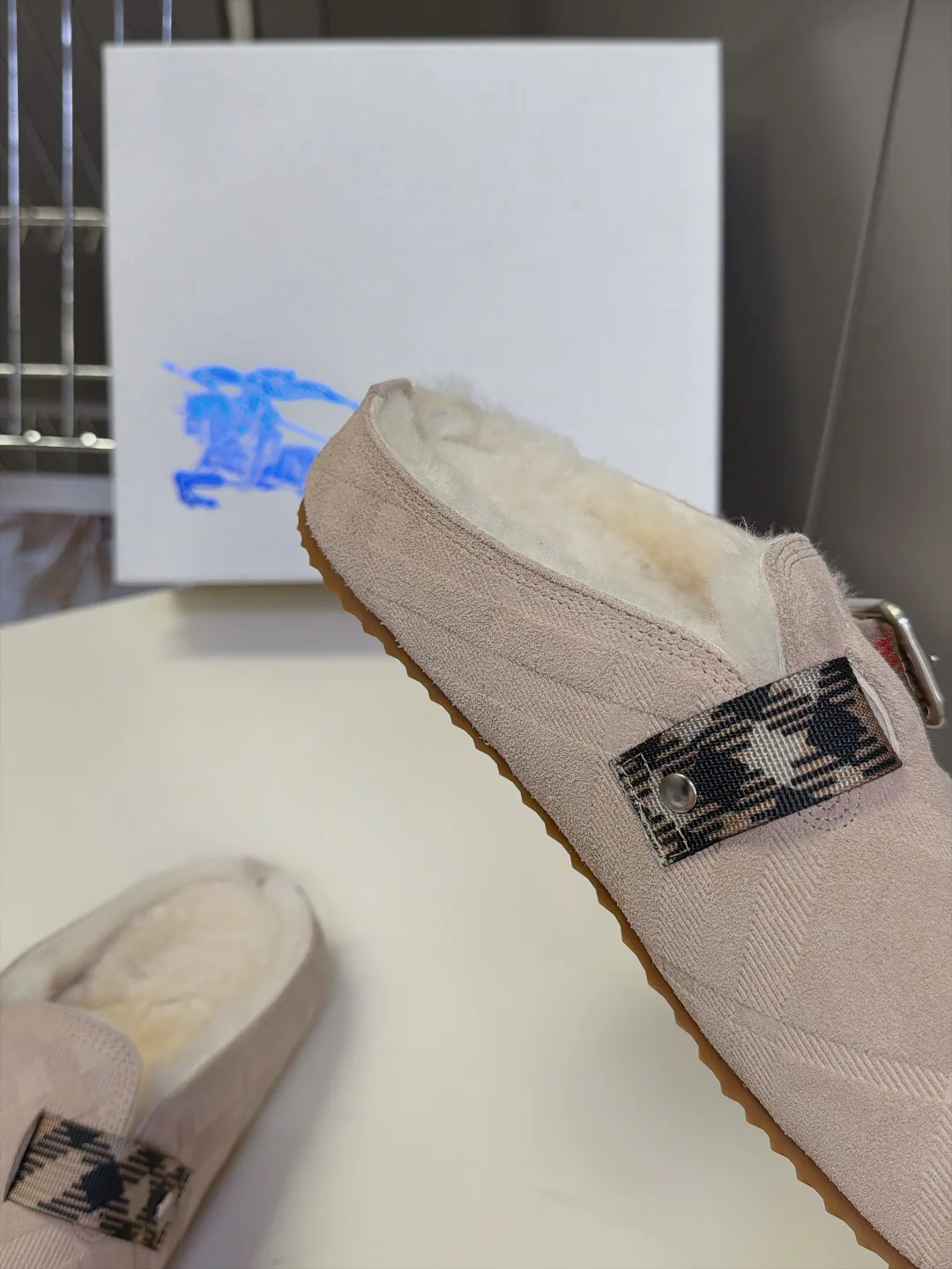 Women's Mules And Clogs BURBERRY 18092319