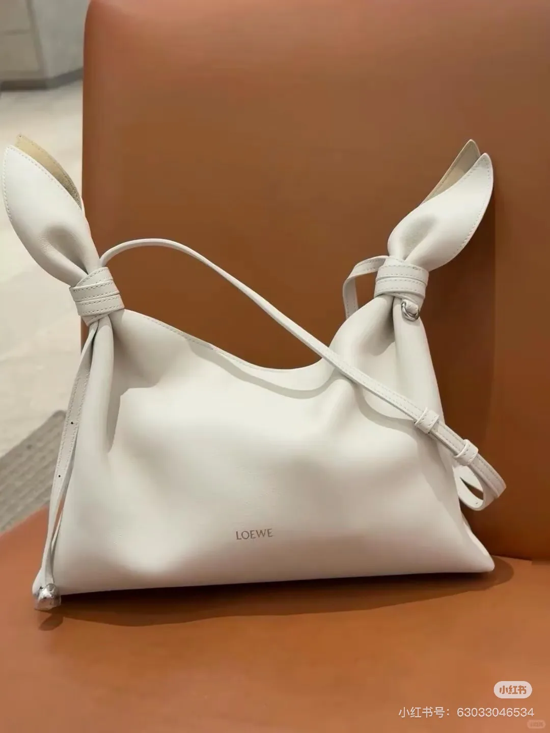 Women's Classic Handbags LOEWE 17333203