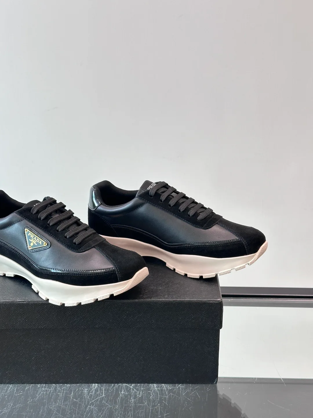 Women's Sneakers PRADA 18500610