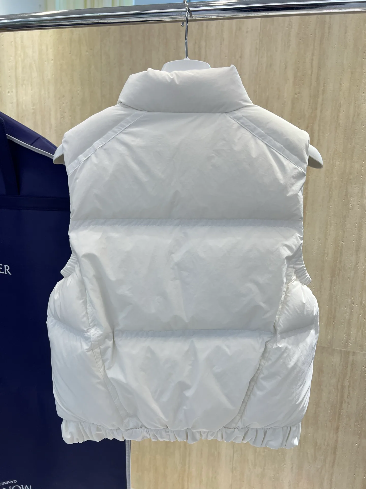 Women's Vests MONCLER 18346159