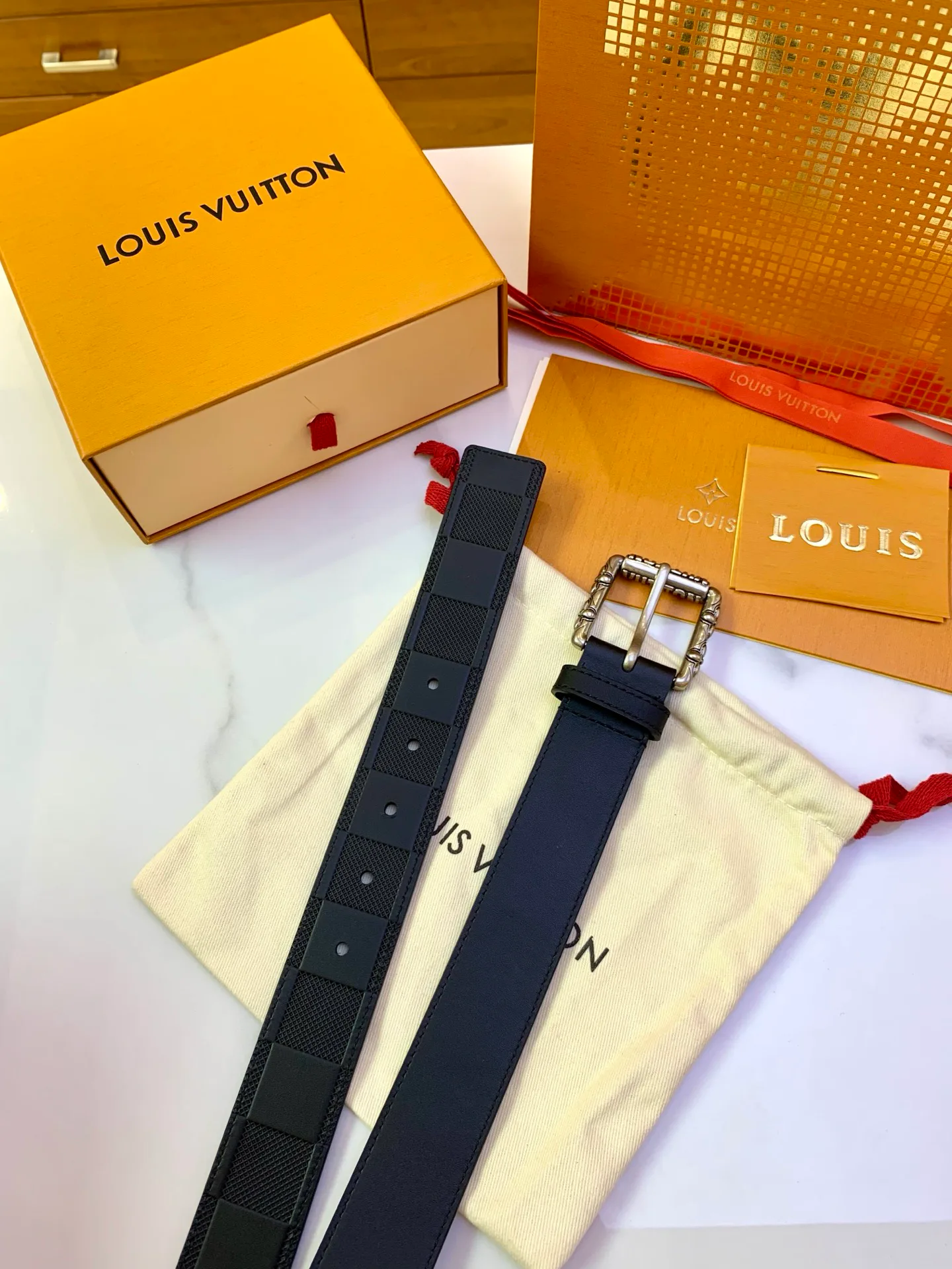 Belts LOUIS VUITTON 17638913