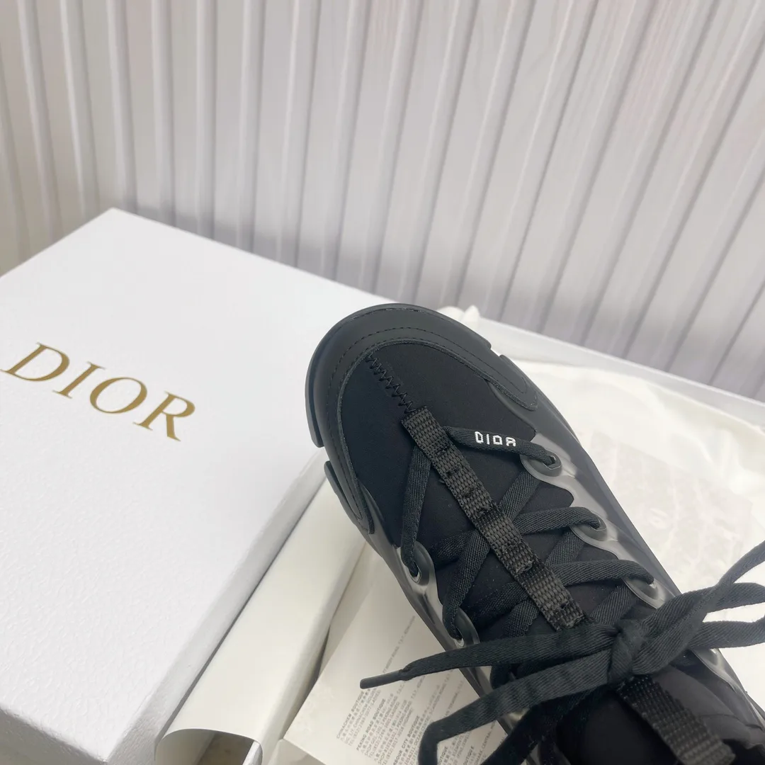 Women's Sneakers CHRISTIAN DIOR 17961591