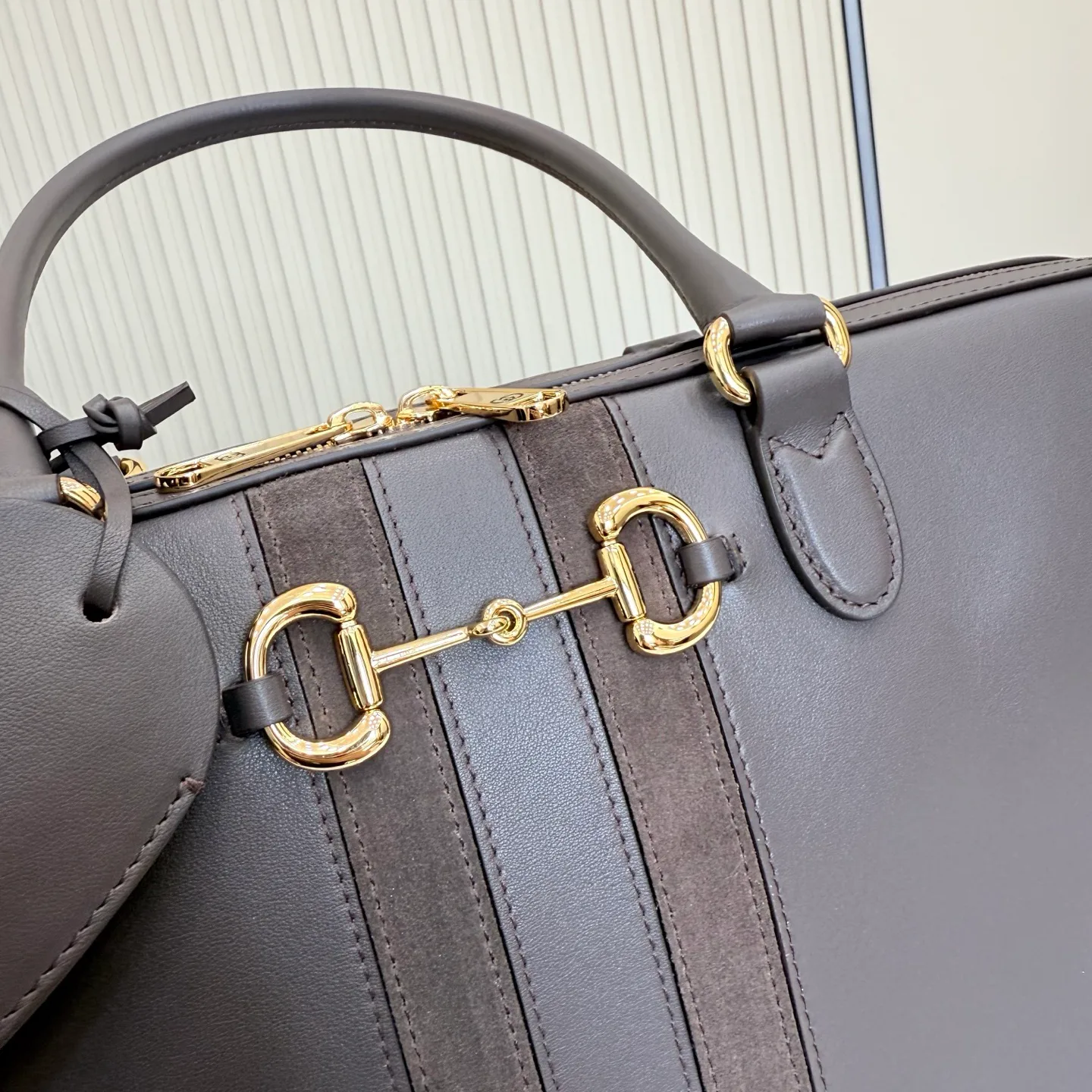 Классические Сумки Женские Gucci 18560378