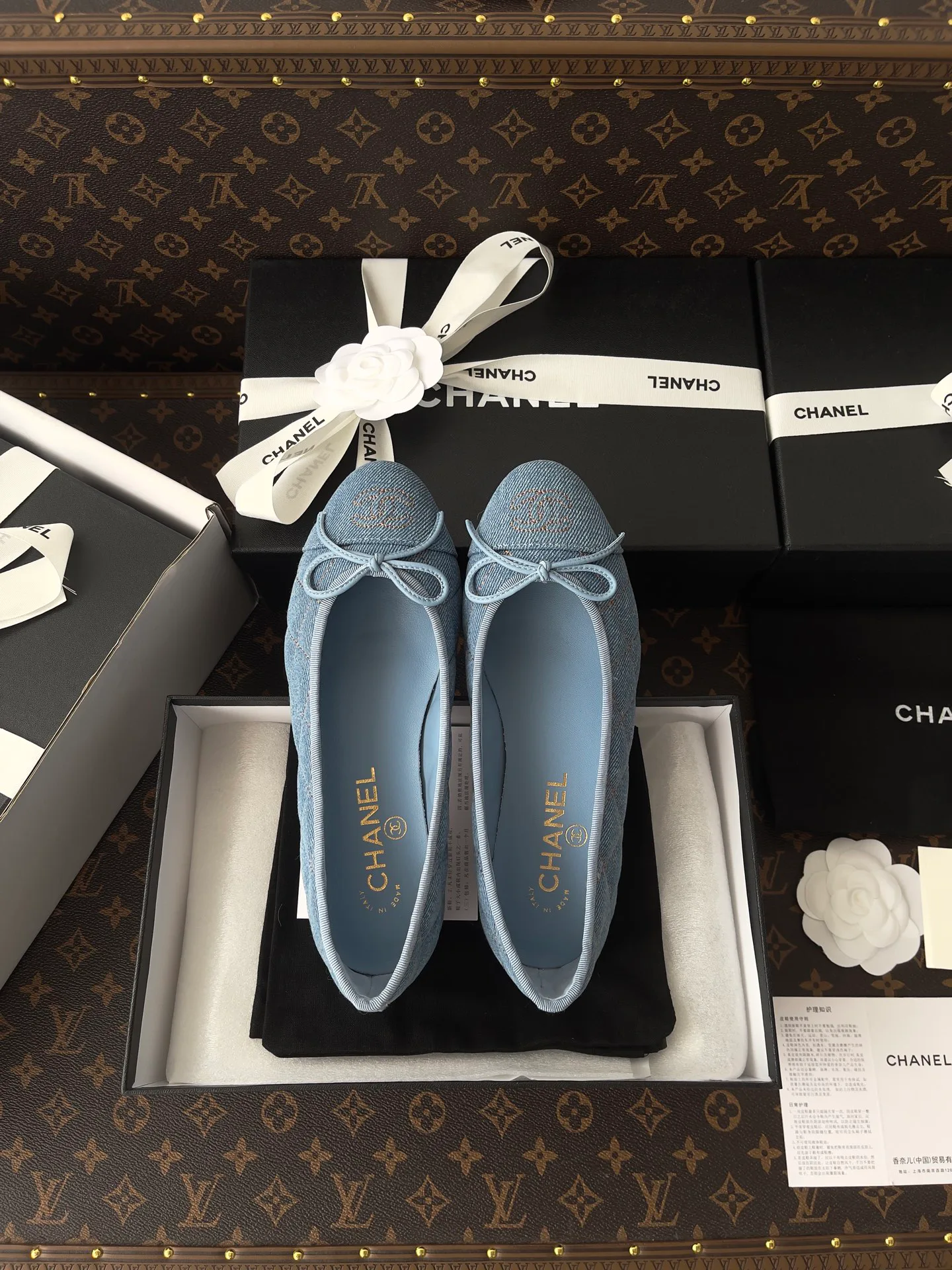 Women's Ballet Flats CHANEL 18153013