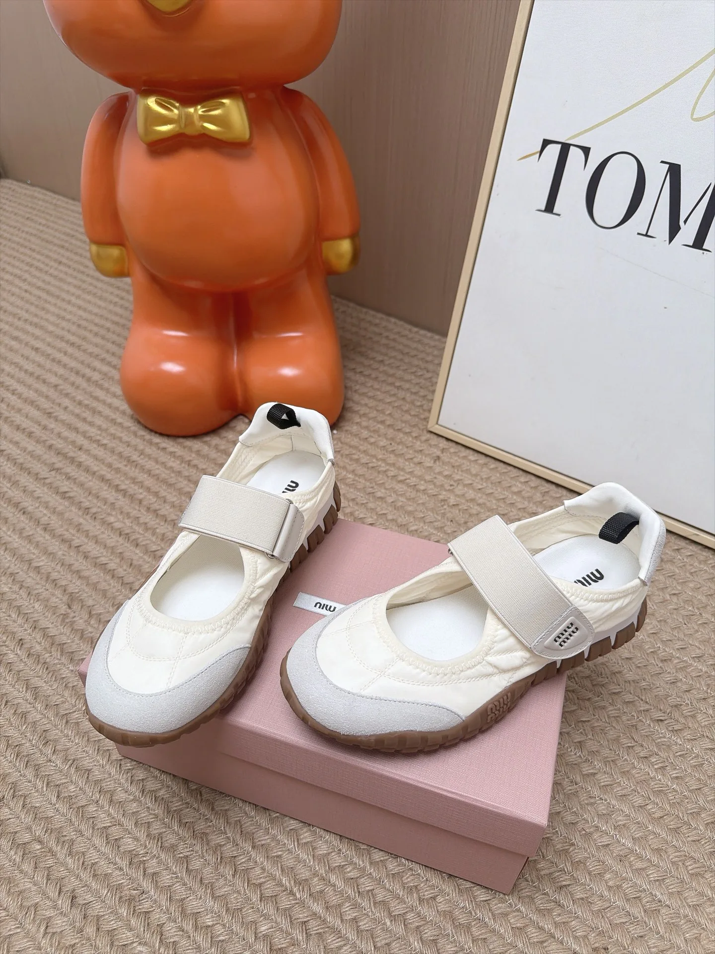 Women's Sneakers MIU MIU 18063017