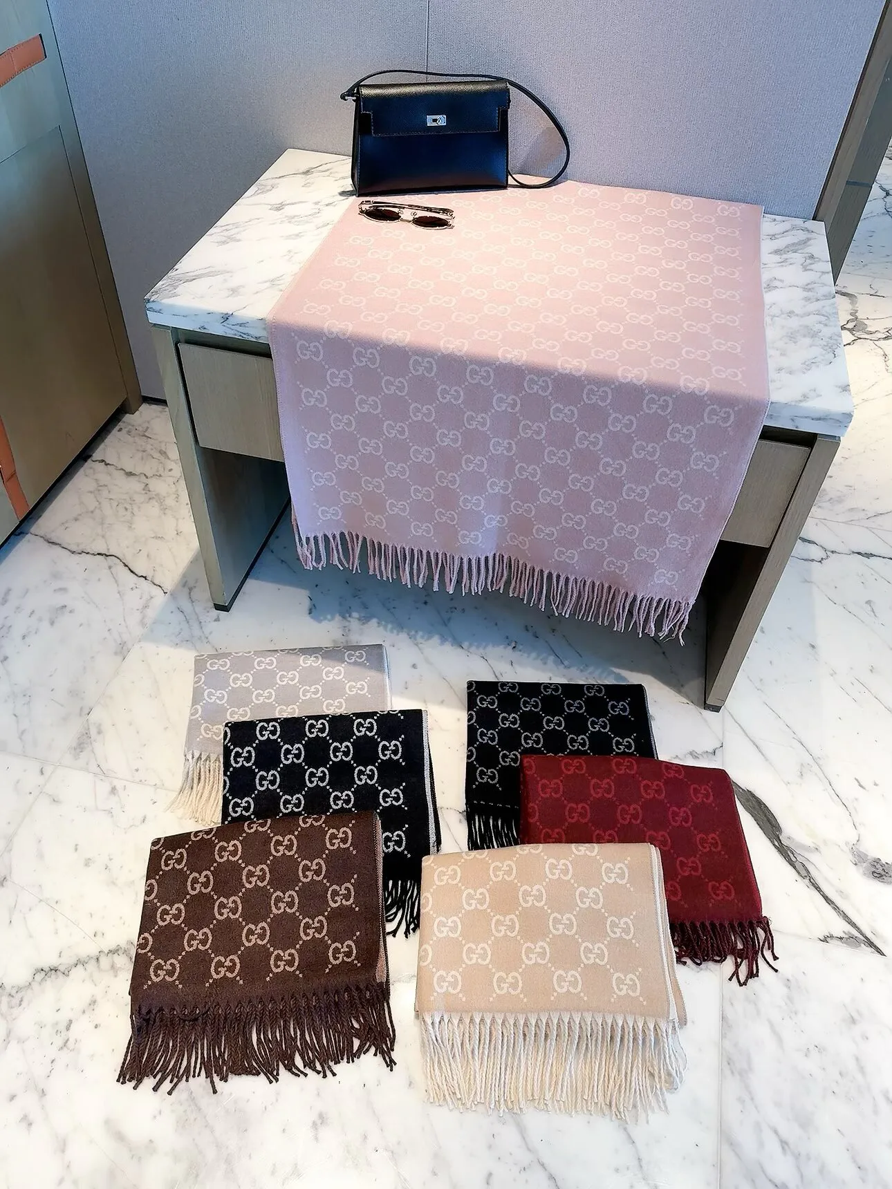 Scarves GUCCI 18322553