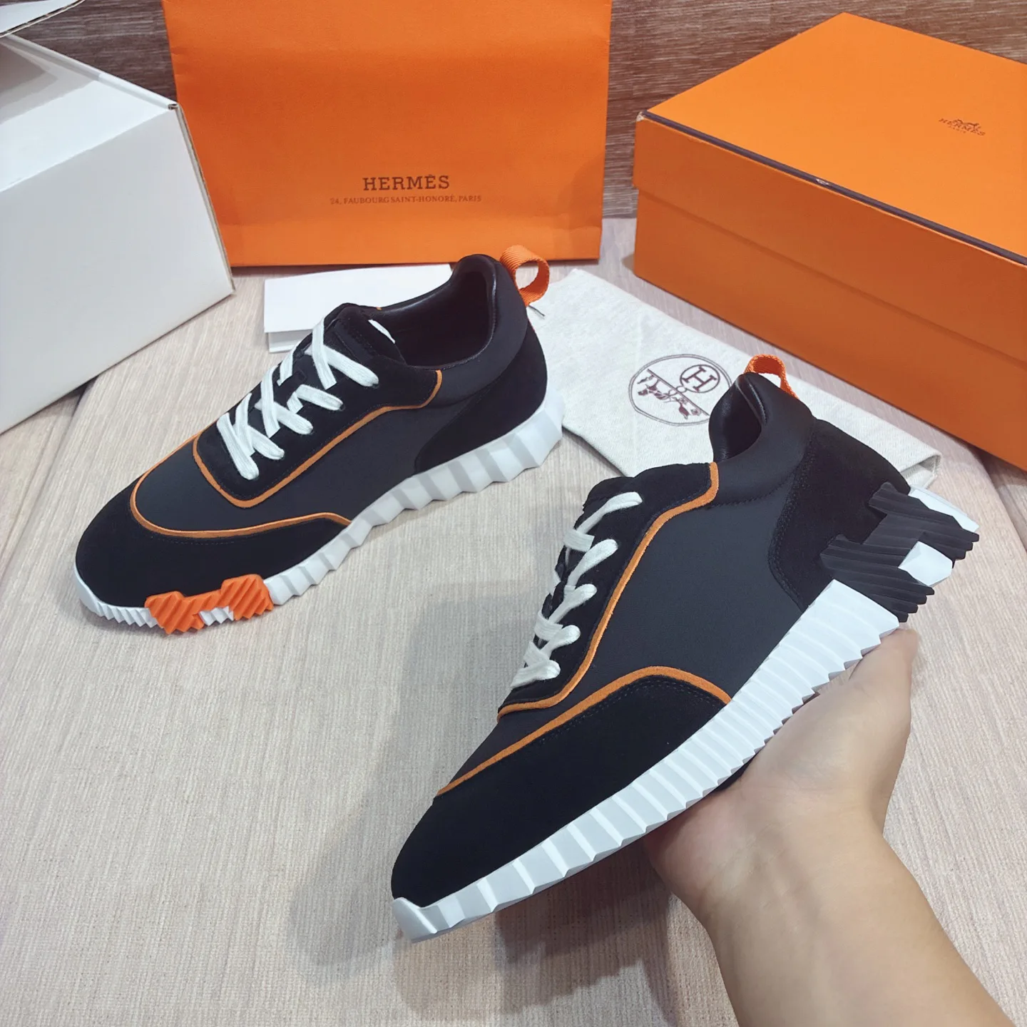 Women's Sneakers HERMES 17977067