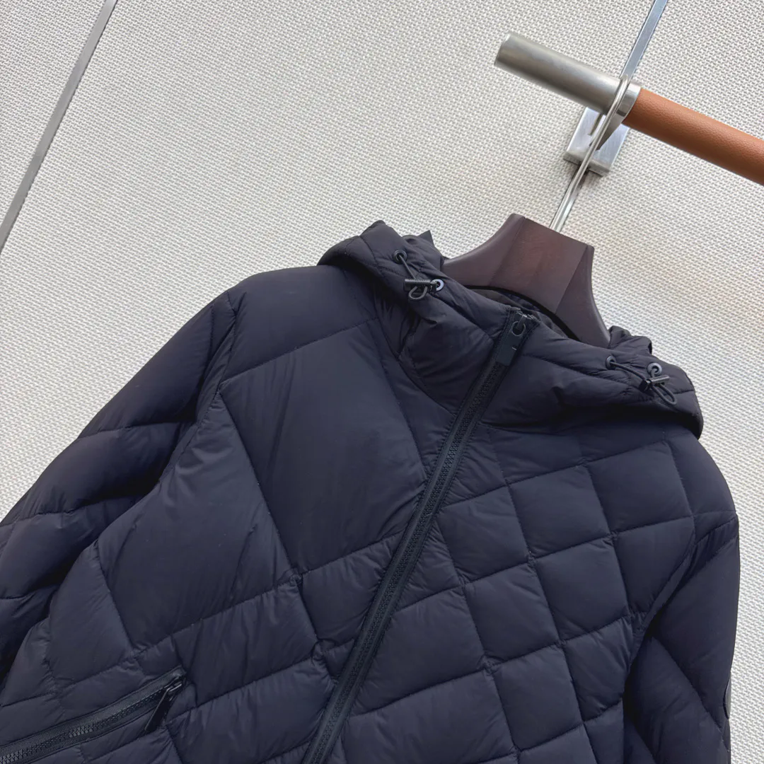 Women's Jackets And Down Jackets BURBERRY 18108277