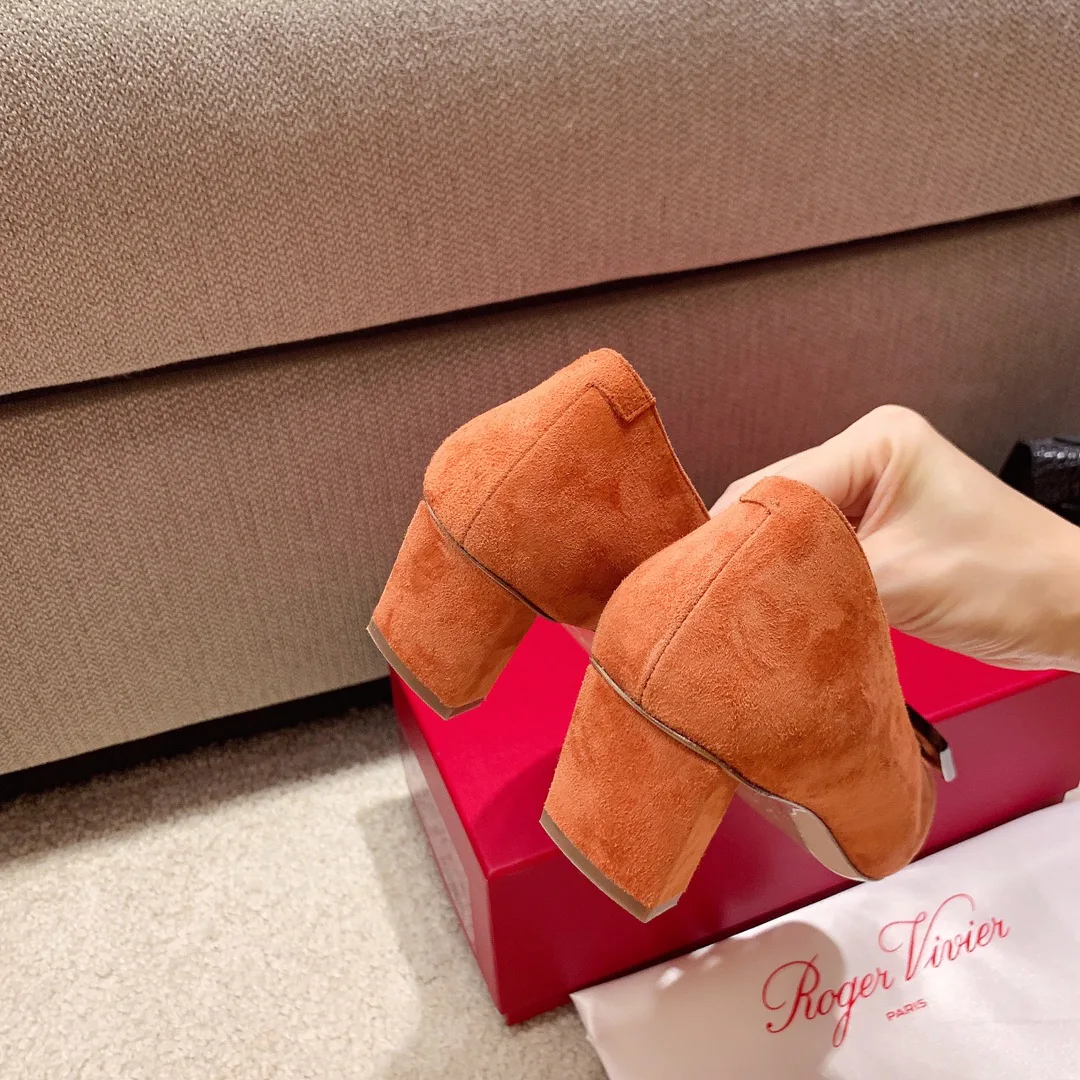 Women's Heels ROGER VIVIER 17550730
