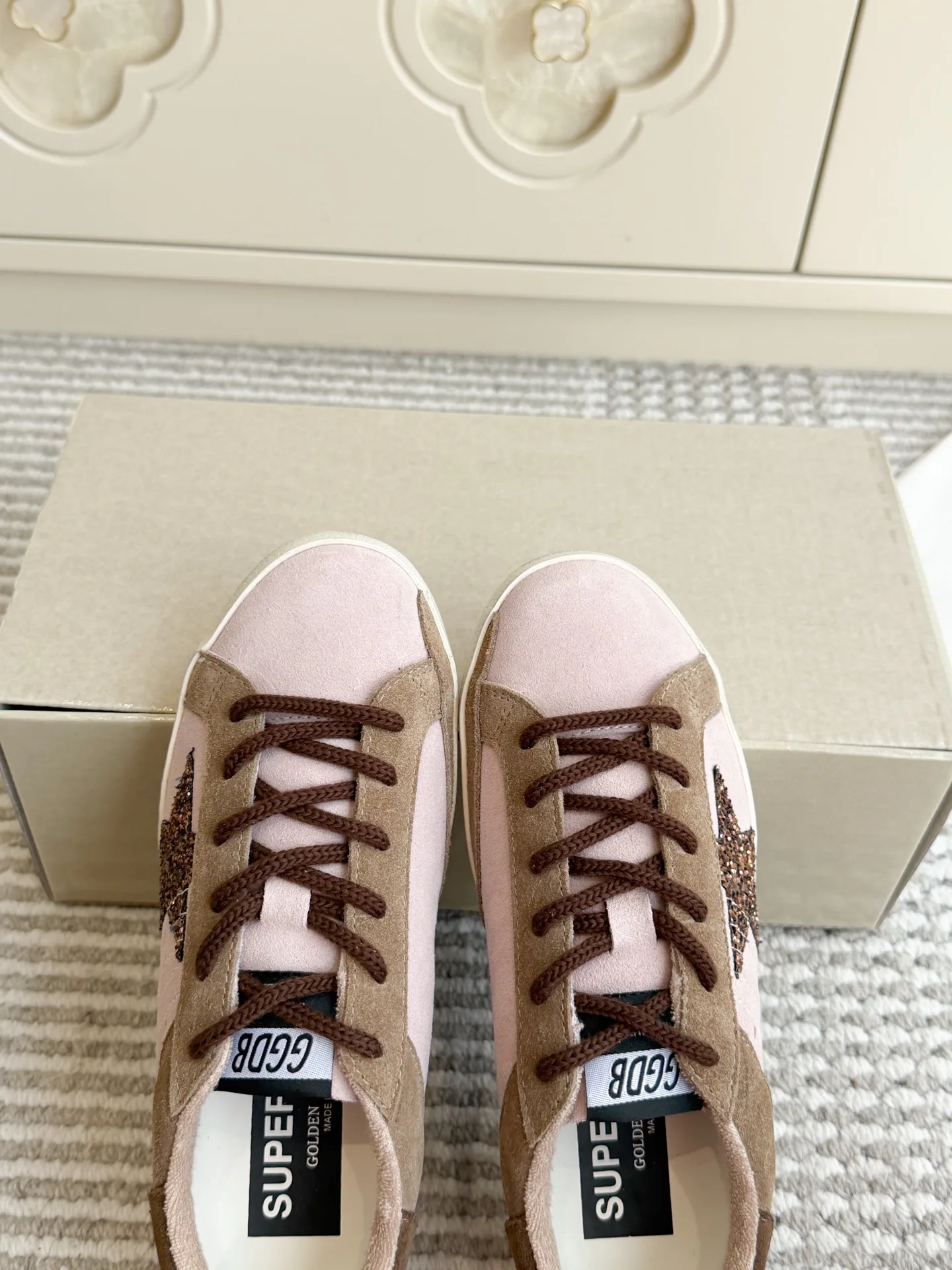Women's Sneakers GOLDEN GOOSE 18360503
