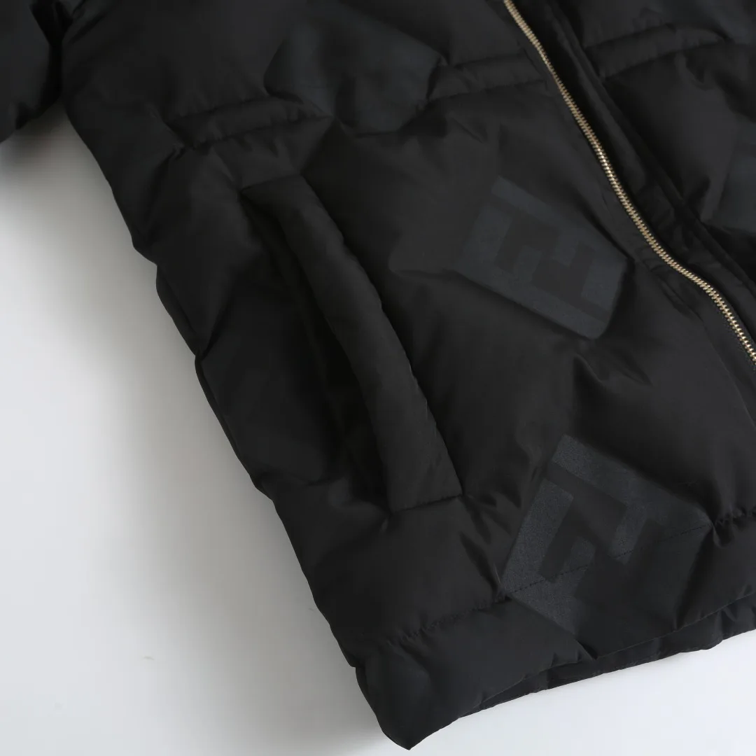 Women's Jackets And Down Jackets FENDI 18048552