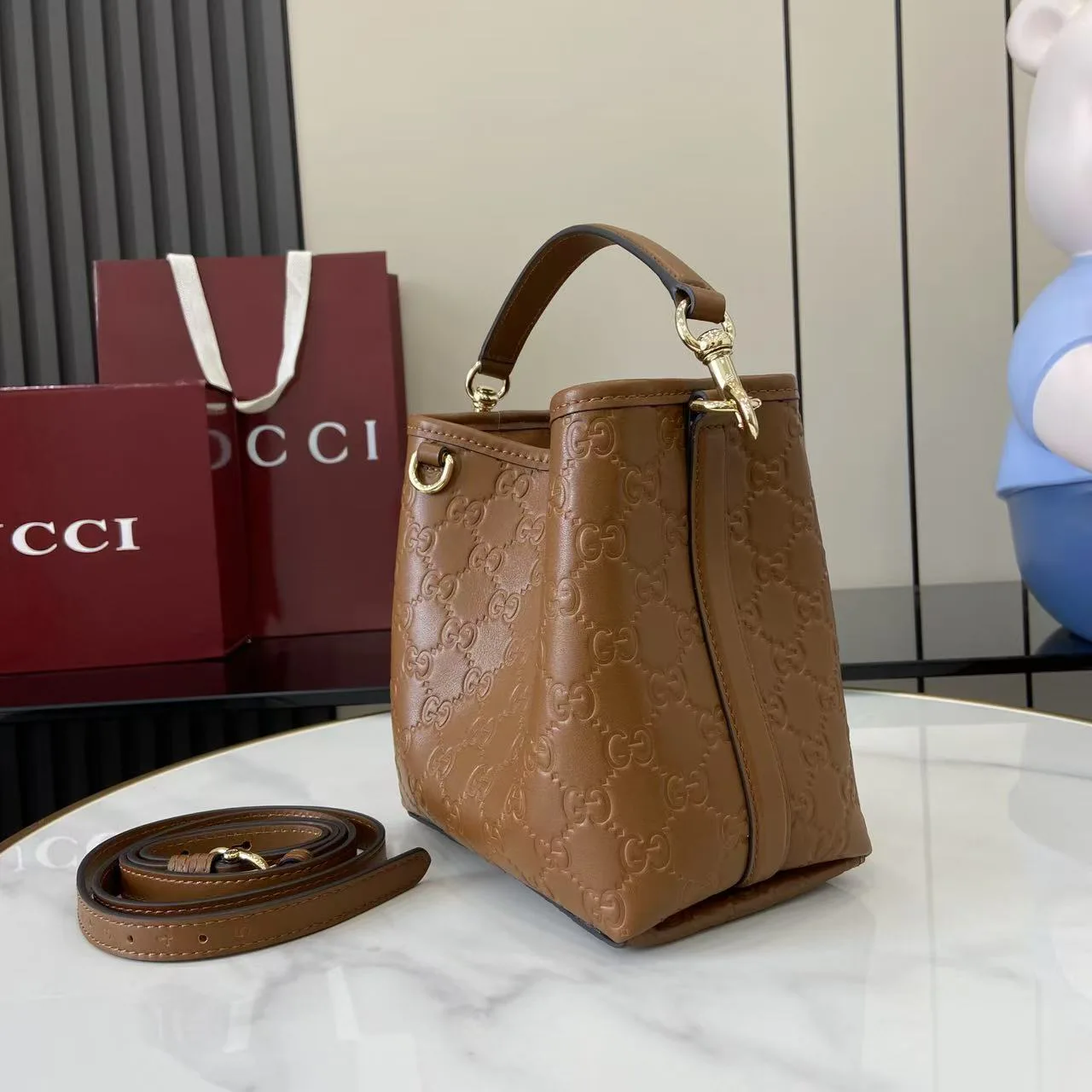 Women's Classic Handbags GUCCI 18404545