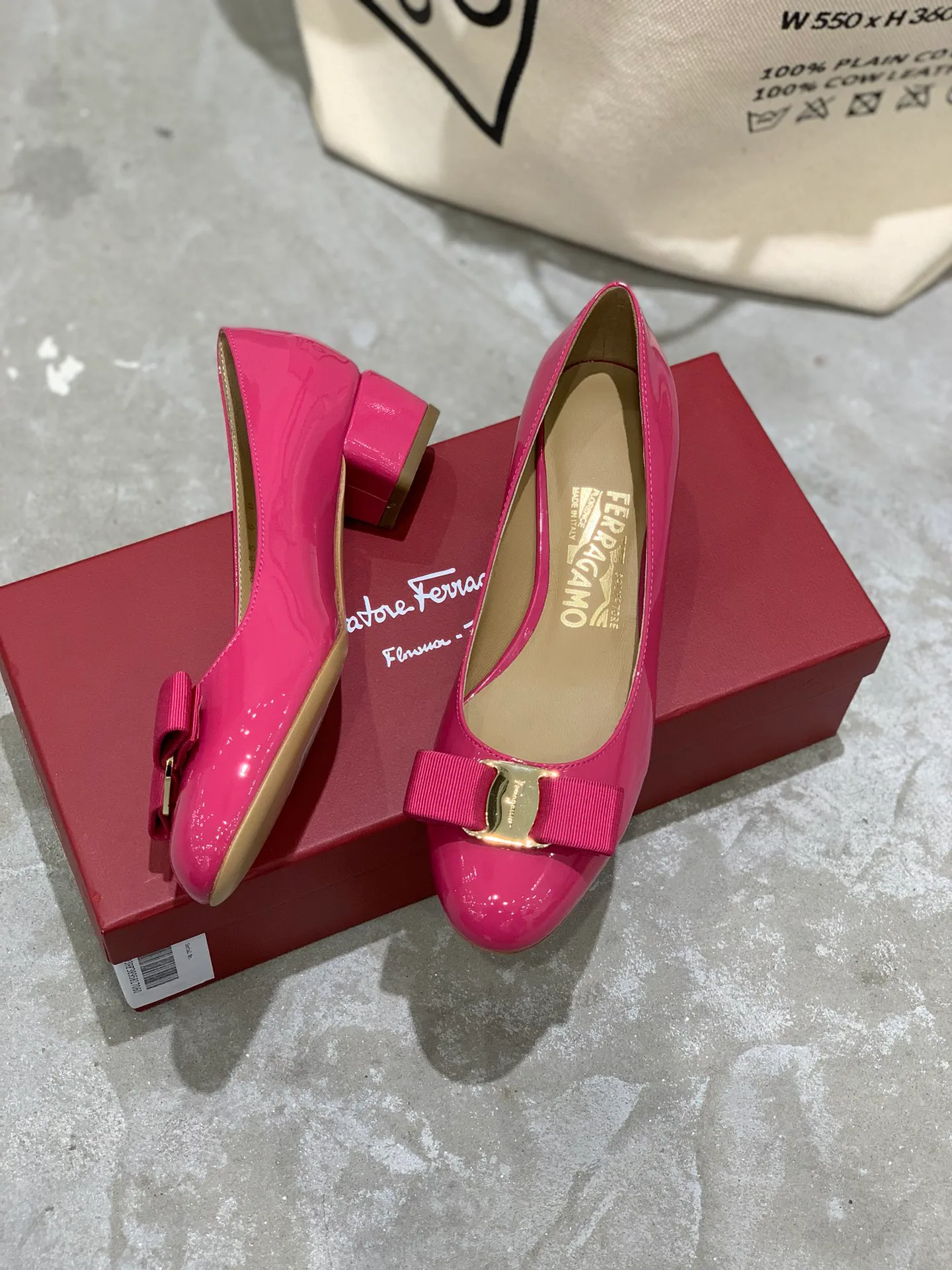 Women's Ballet Flats SALVATORE FERRAGAMO 18340666