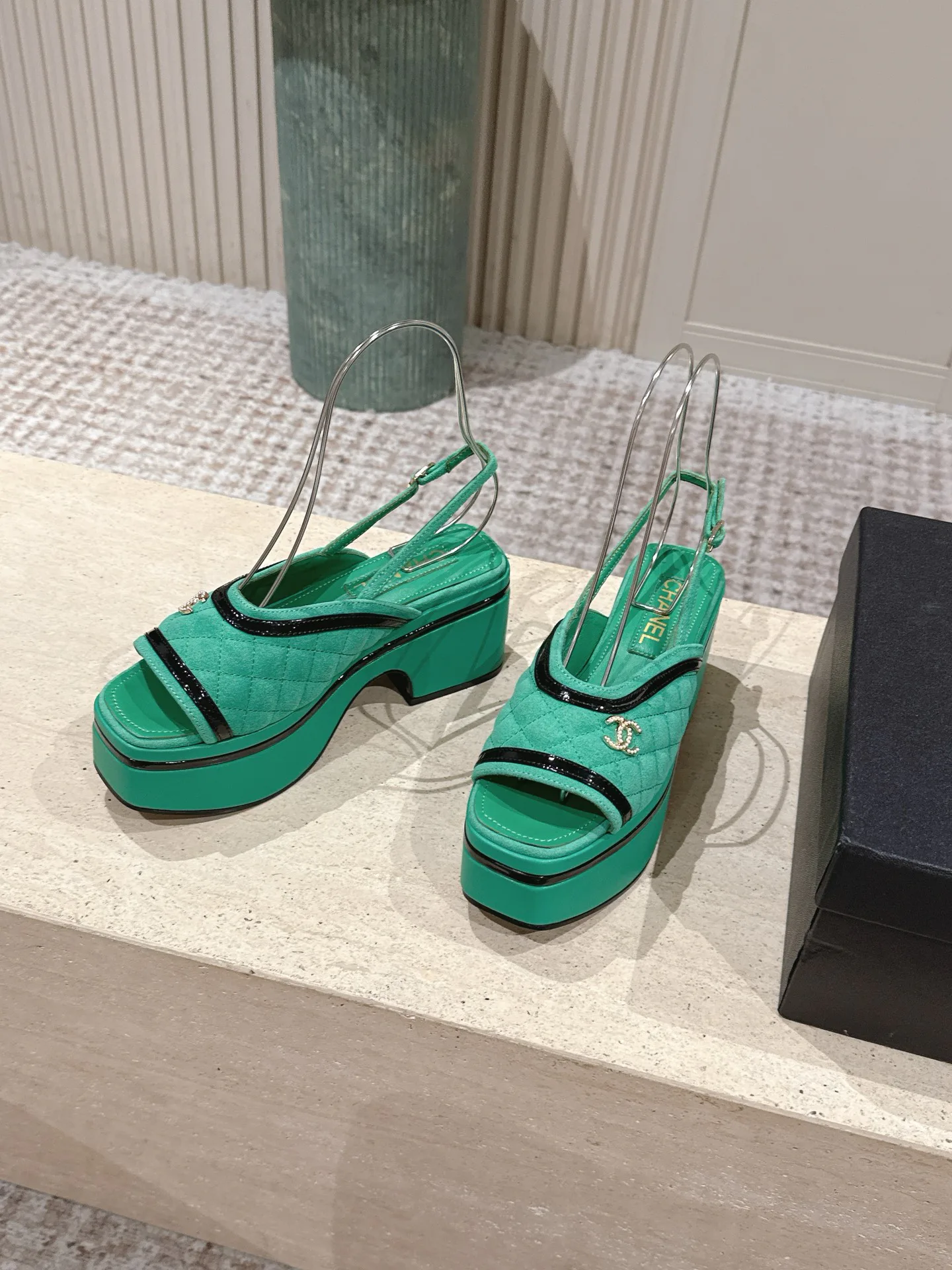 Women's Open-Toe Sandals CHANEL 18142644