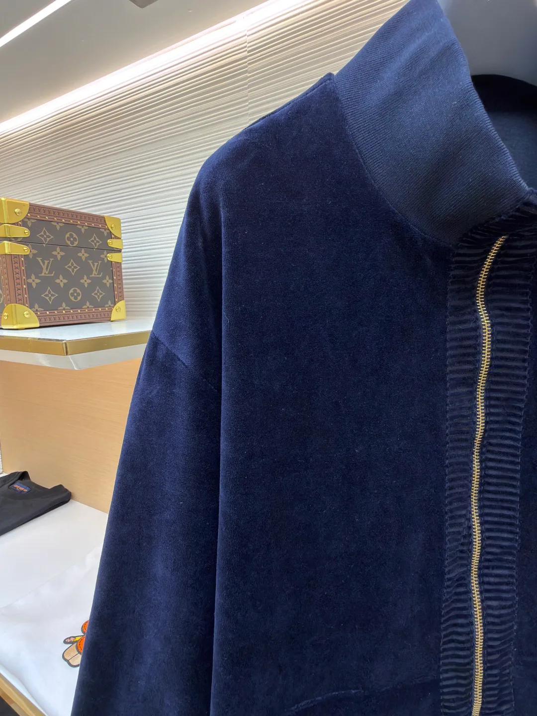 Men's Jackets And Down Jackets LOUIS VUITTON 17364971