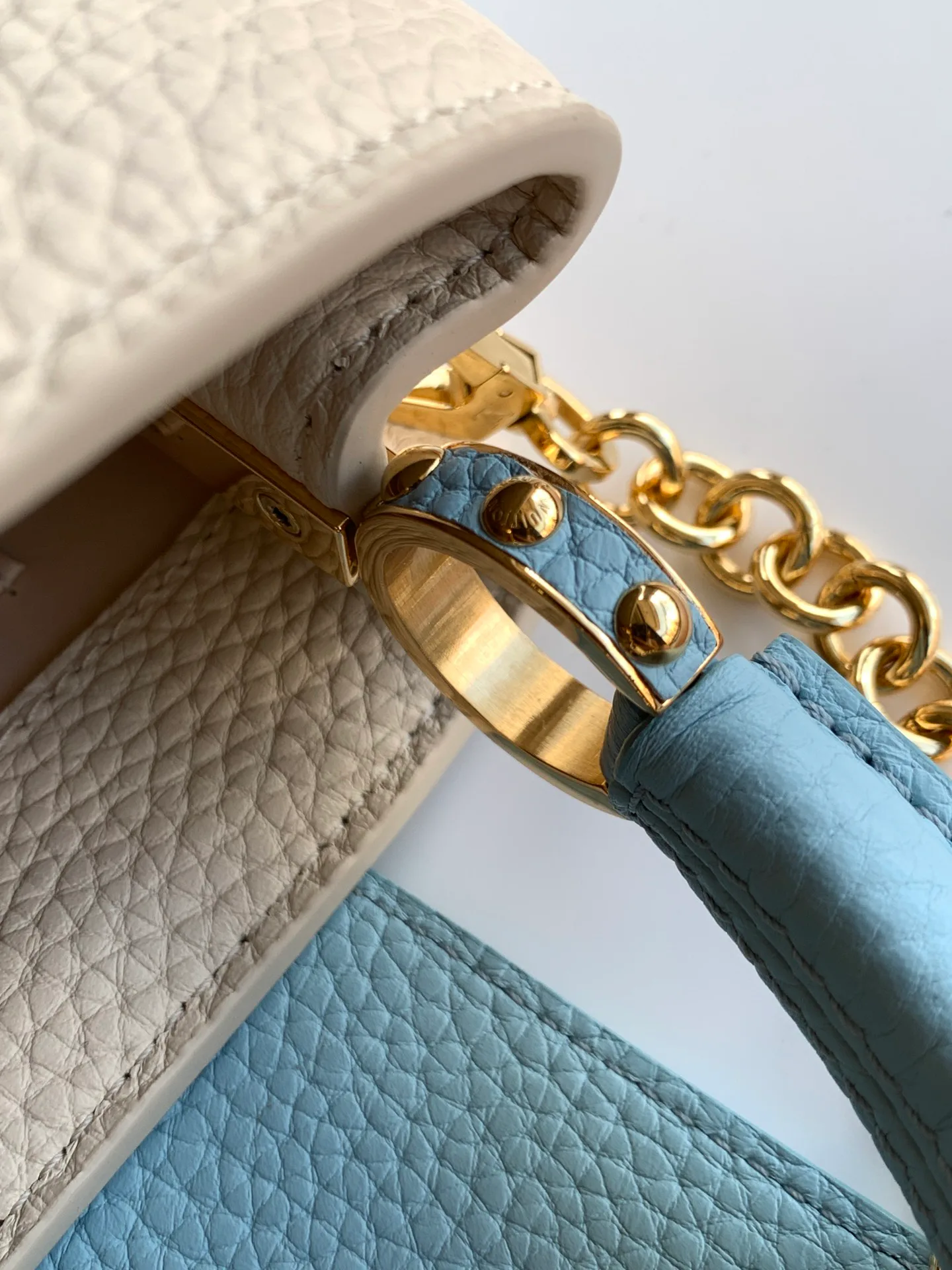 Women's Classic Handbags LOUIS VUITTON 18521015