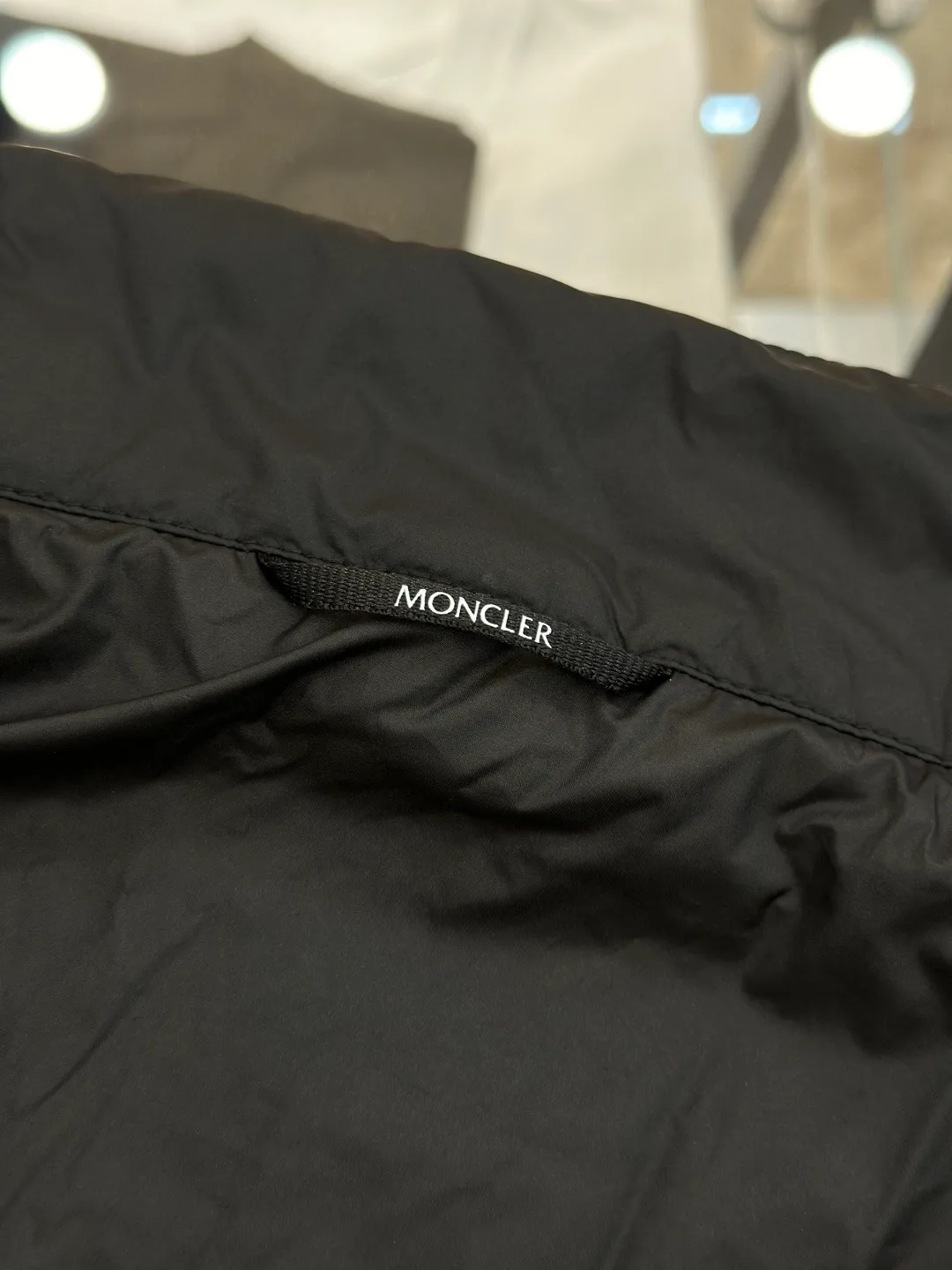 Men's Jackets And Down Jackets MONCLER 18461312
