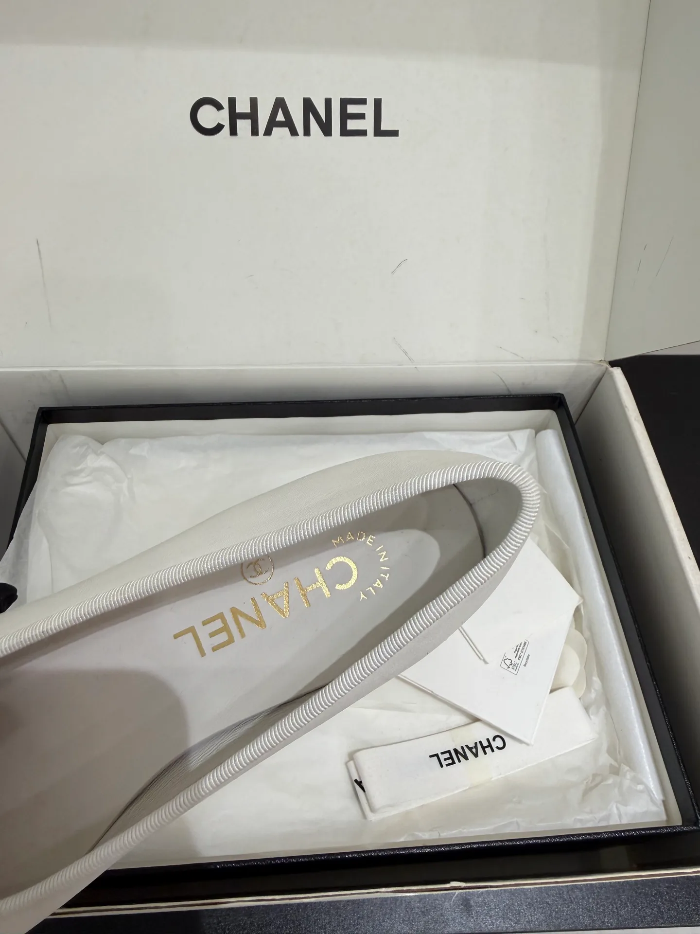 Women's Ballet Flats CHANEL 18080135