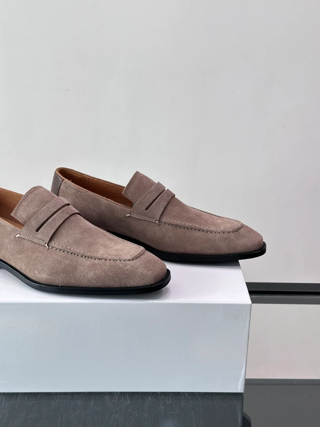Men's Loafers And Dress Shoes BERLUTI 18079483