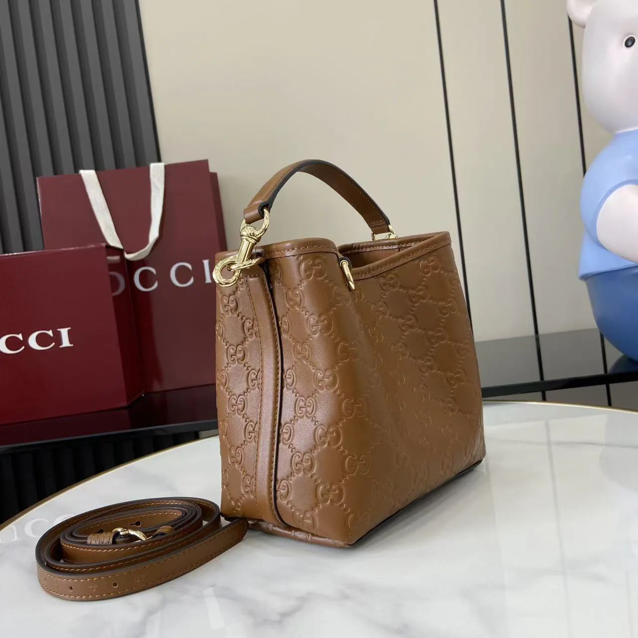 Women's Classic Handbags GUCCI 18404545