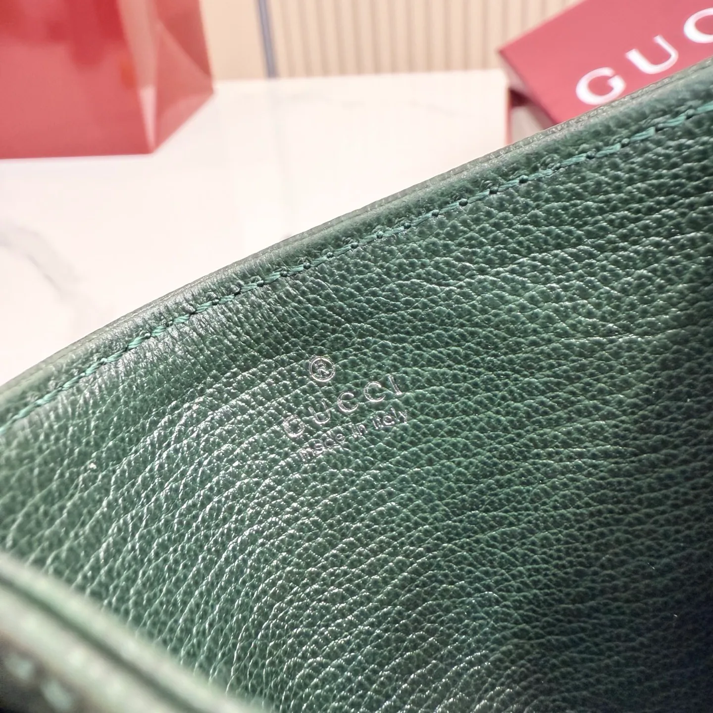 Women's Clutches GUCCI 17948286