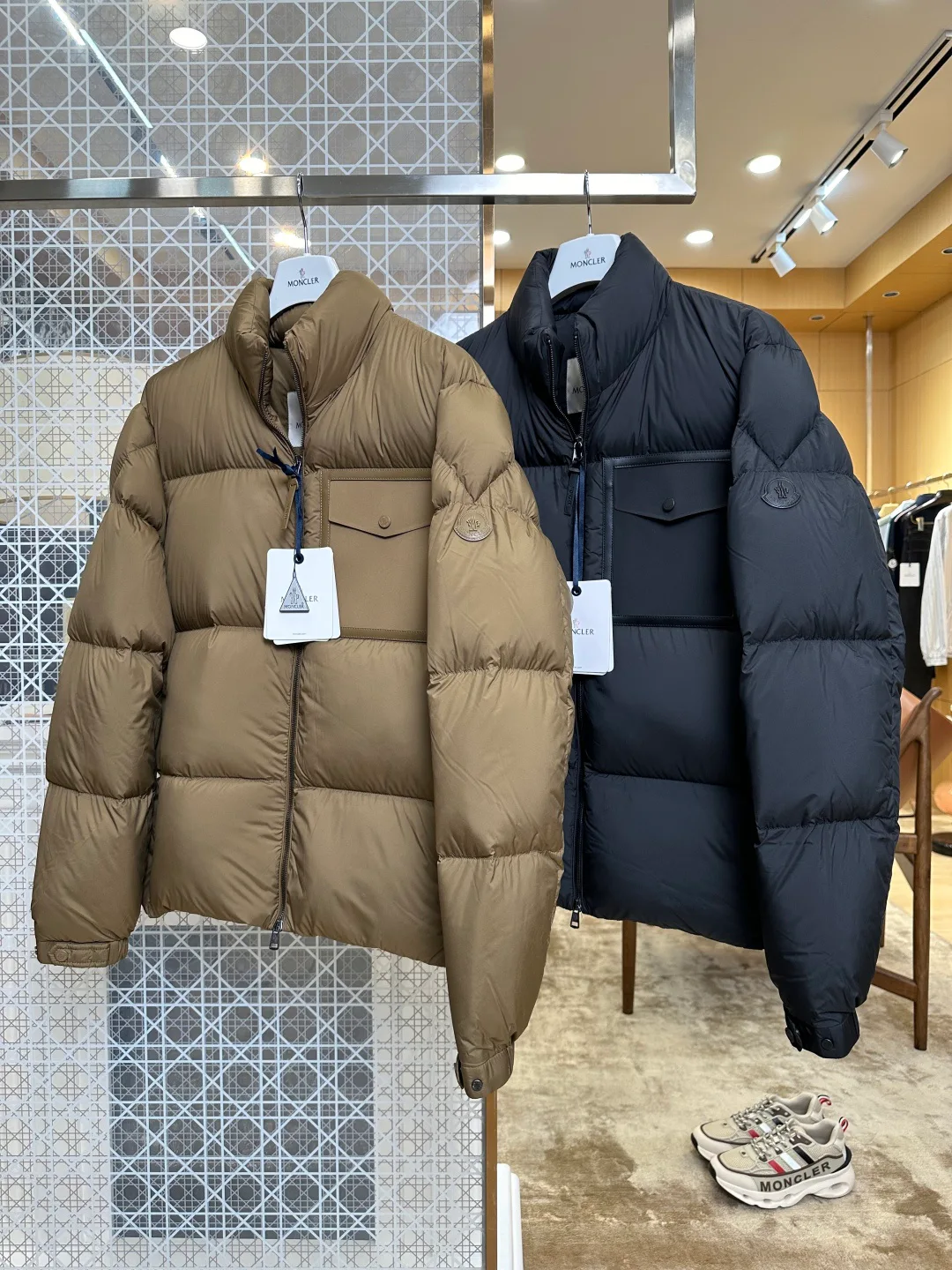Men's Jackets And Down Jackets MONCLER 18461315