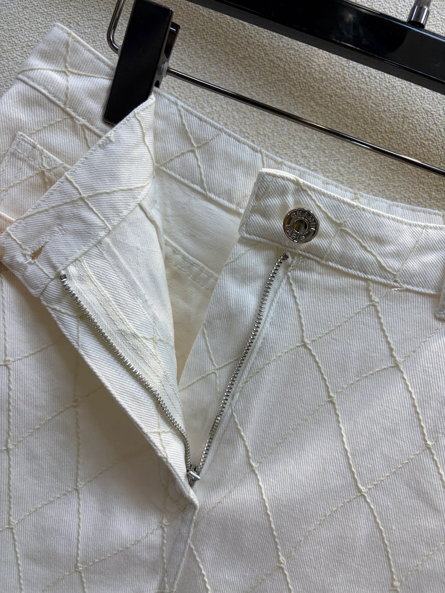 Women's Shorts CHANEL 17694493