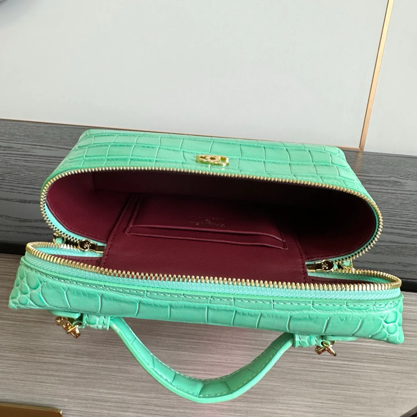 Women's Classic Handbags CHANEL 17498625