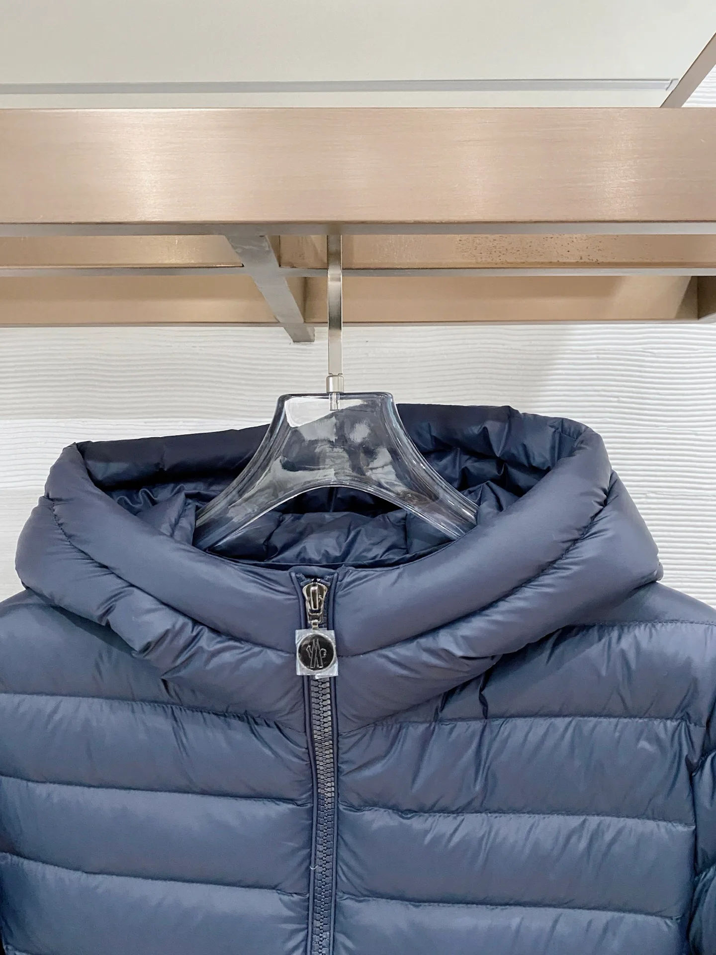 Women's Jackets And Down Jackets MONCLER 17632182