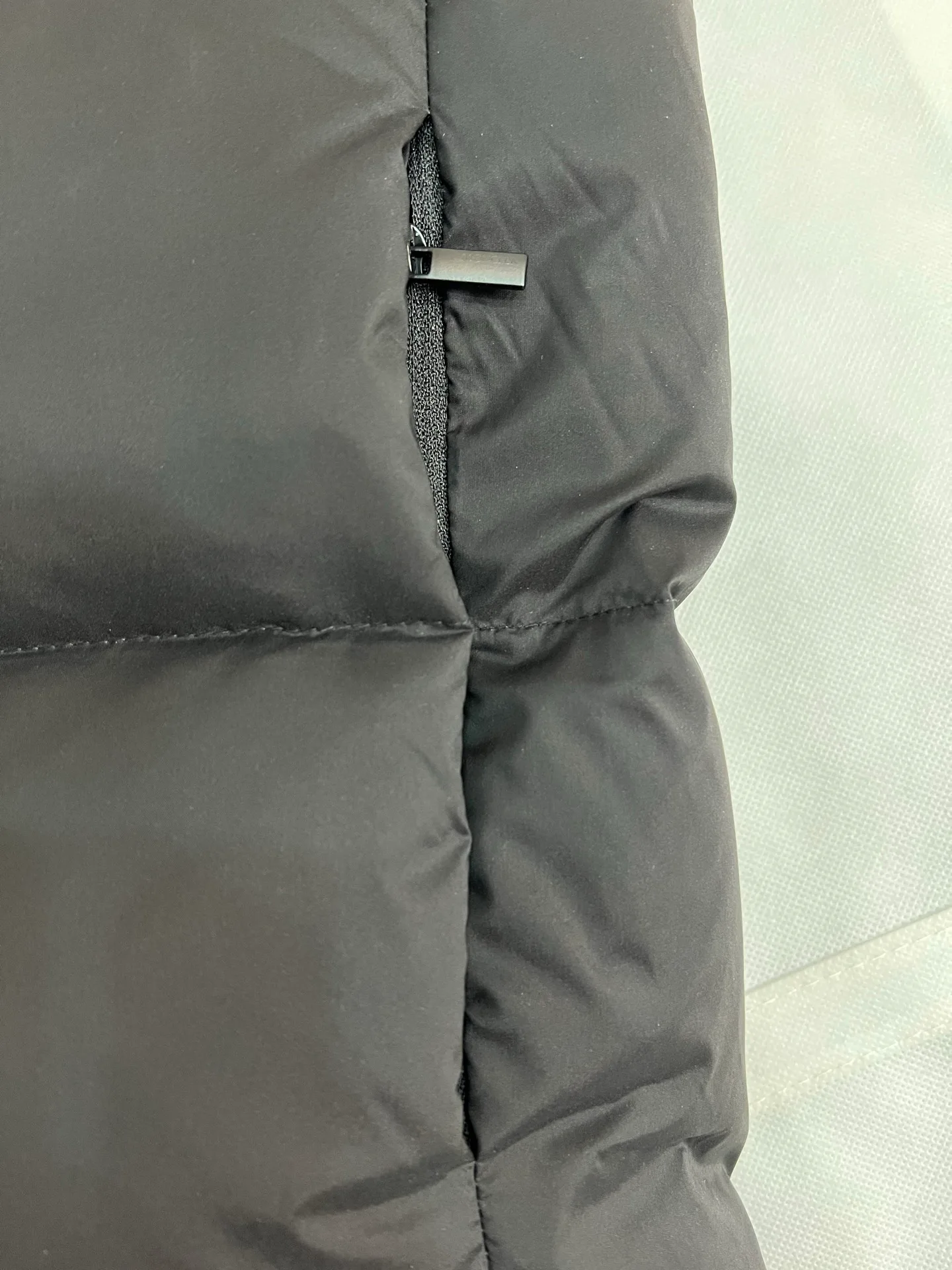 Жилеты Мужские Moncler 18599867