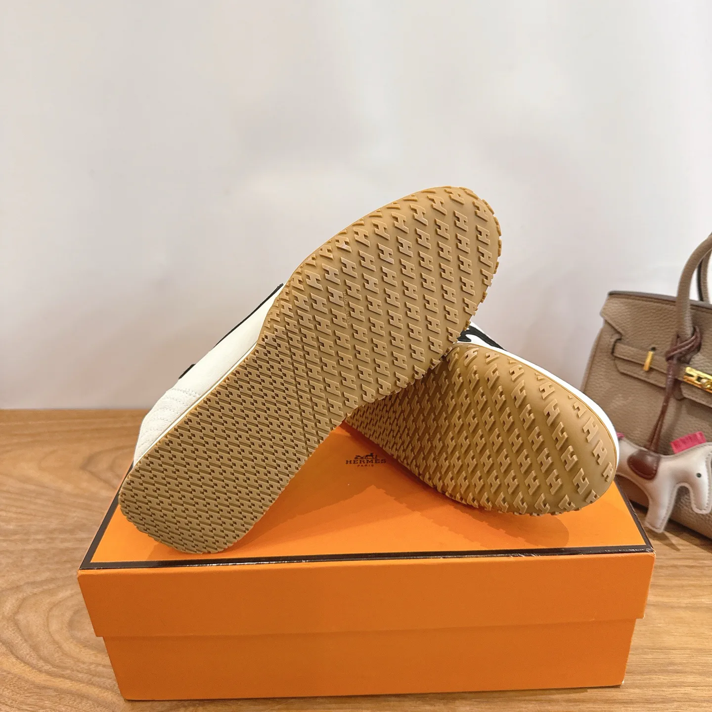 Men's Sneakers HERMES 17886096