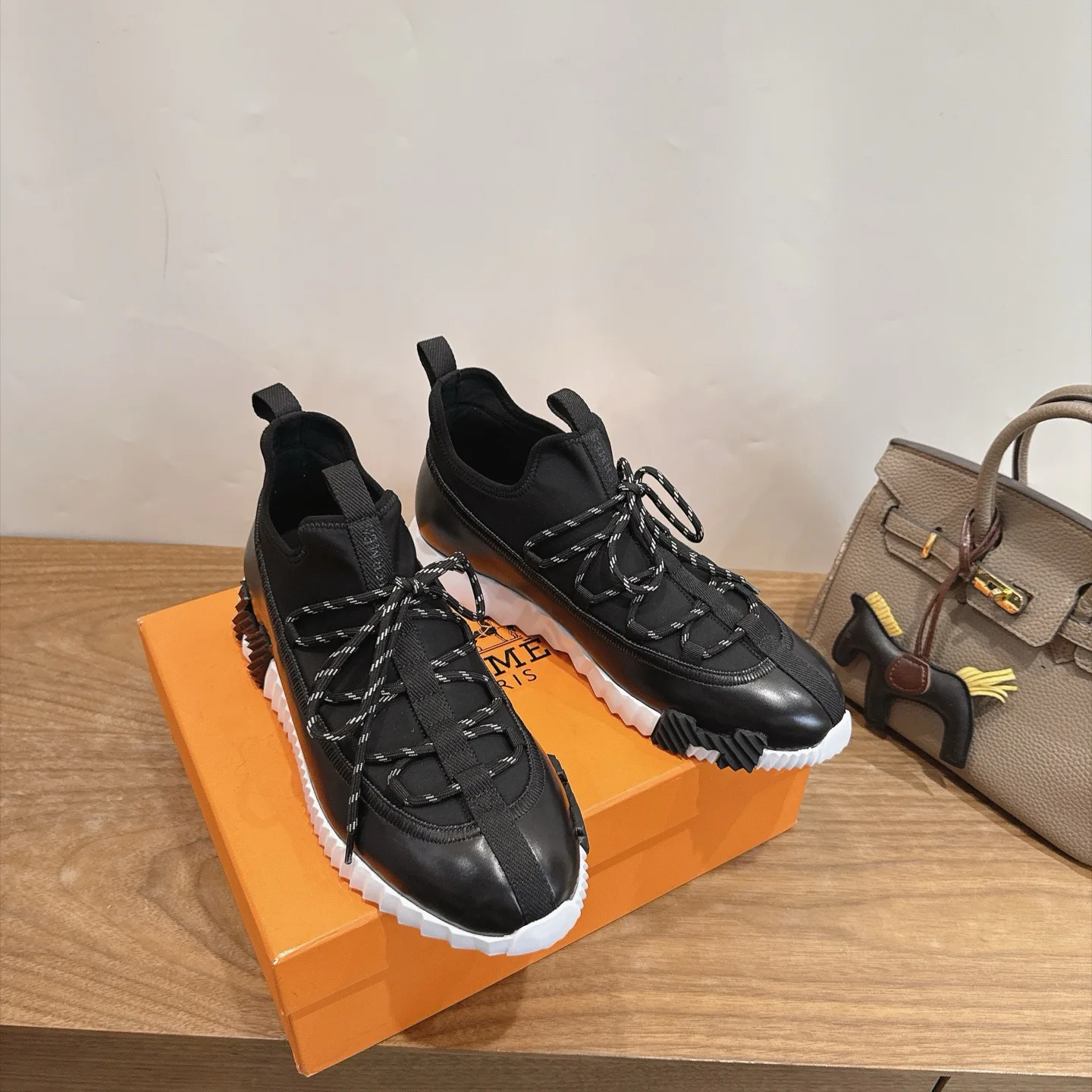 Women's Sneakers HERMES 17946708
