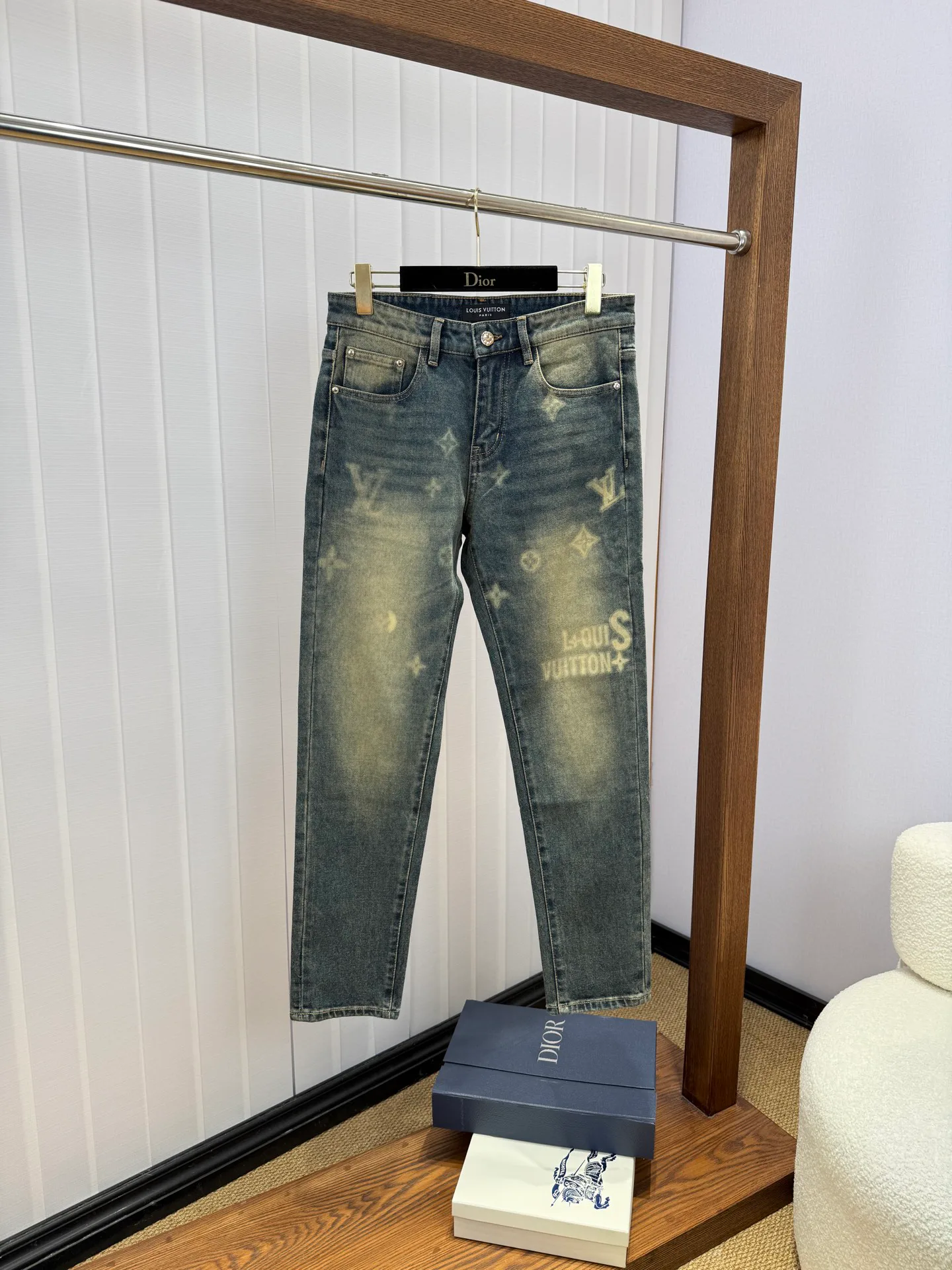Men's Jeans LOUIS VUITTON 18029773