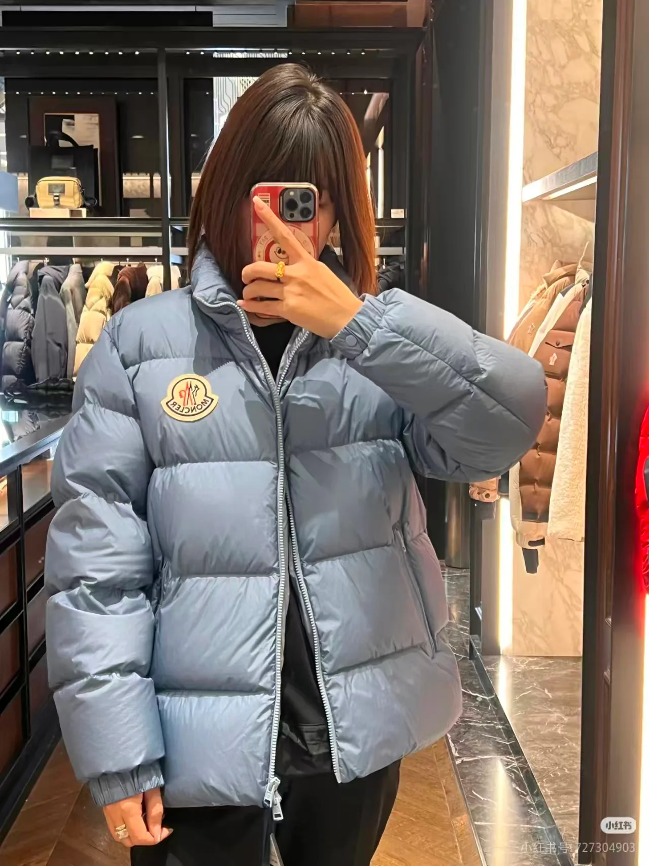 Women's Jackets And Down Jackets MONCLER 18044430