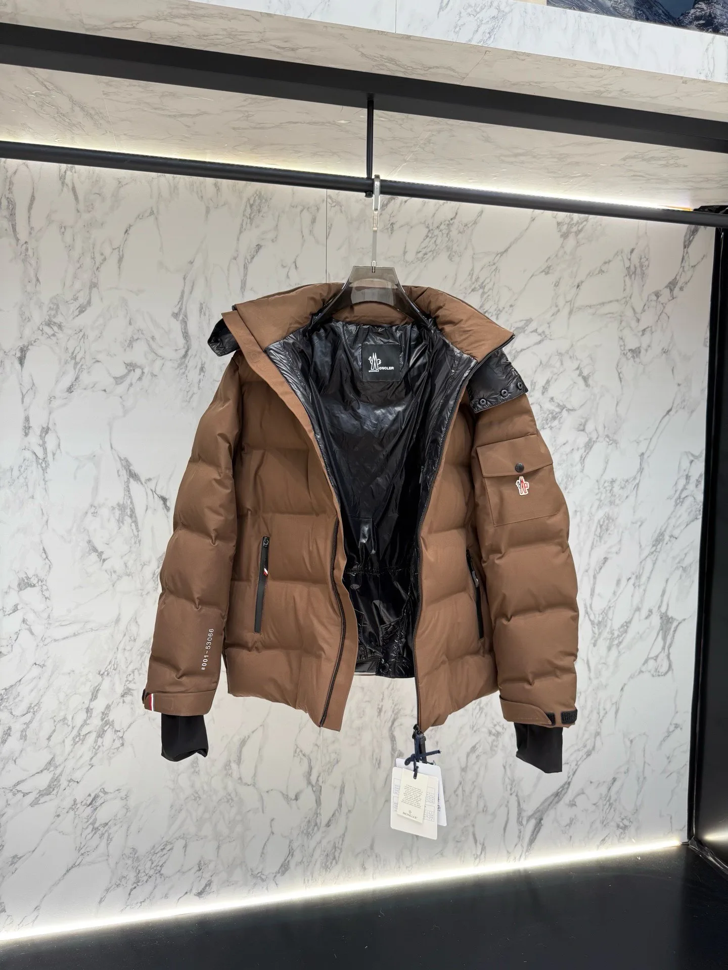 Men's Jackets And Down Jackets MONCLER 17974317