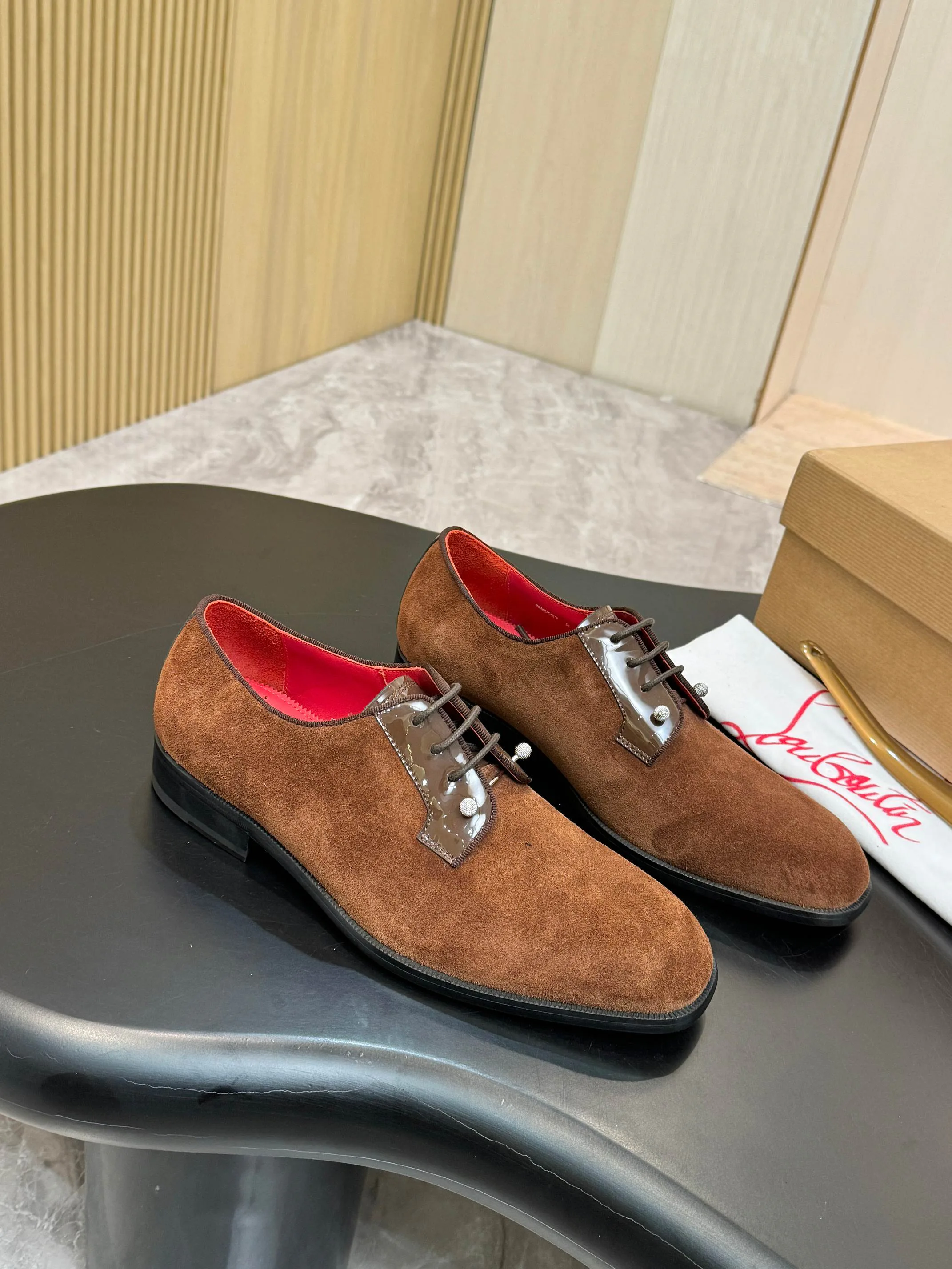 Men's Loafers And Dress Shoes CHRISTIAN LOUBOUTIN 18119105