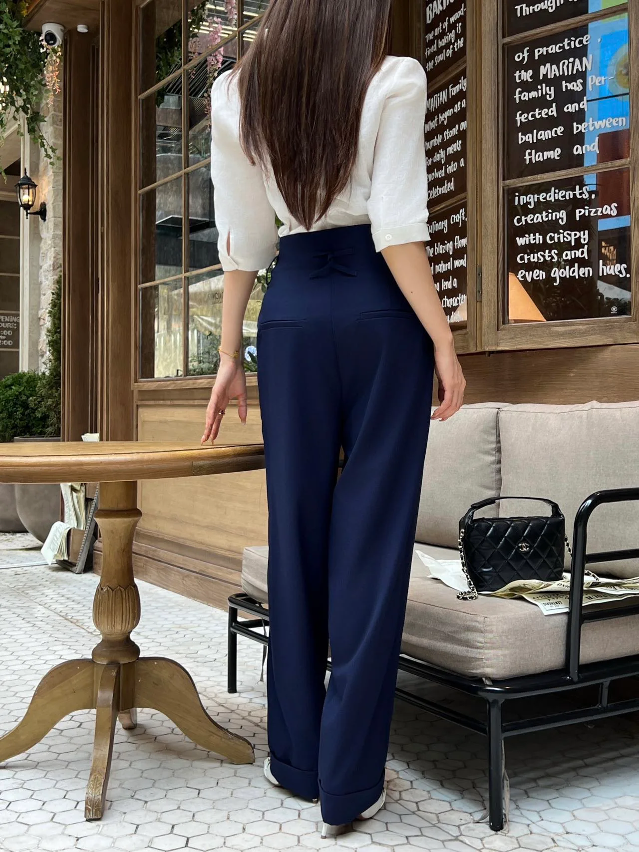 Women's Trousers CHANEL 18221145