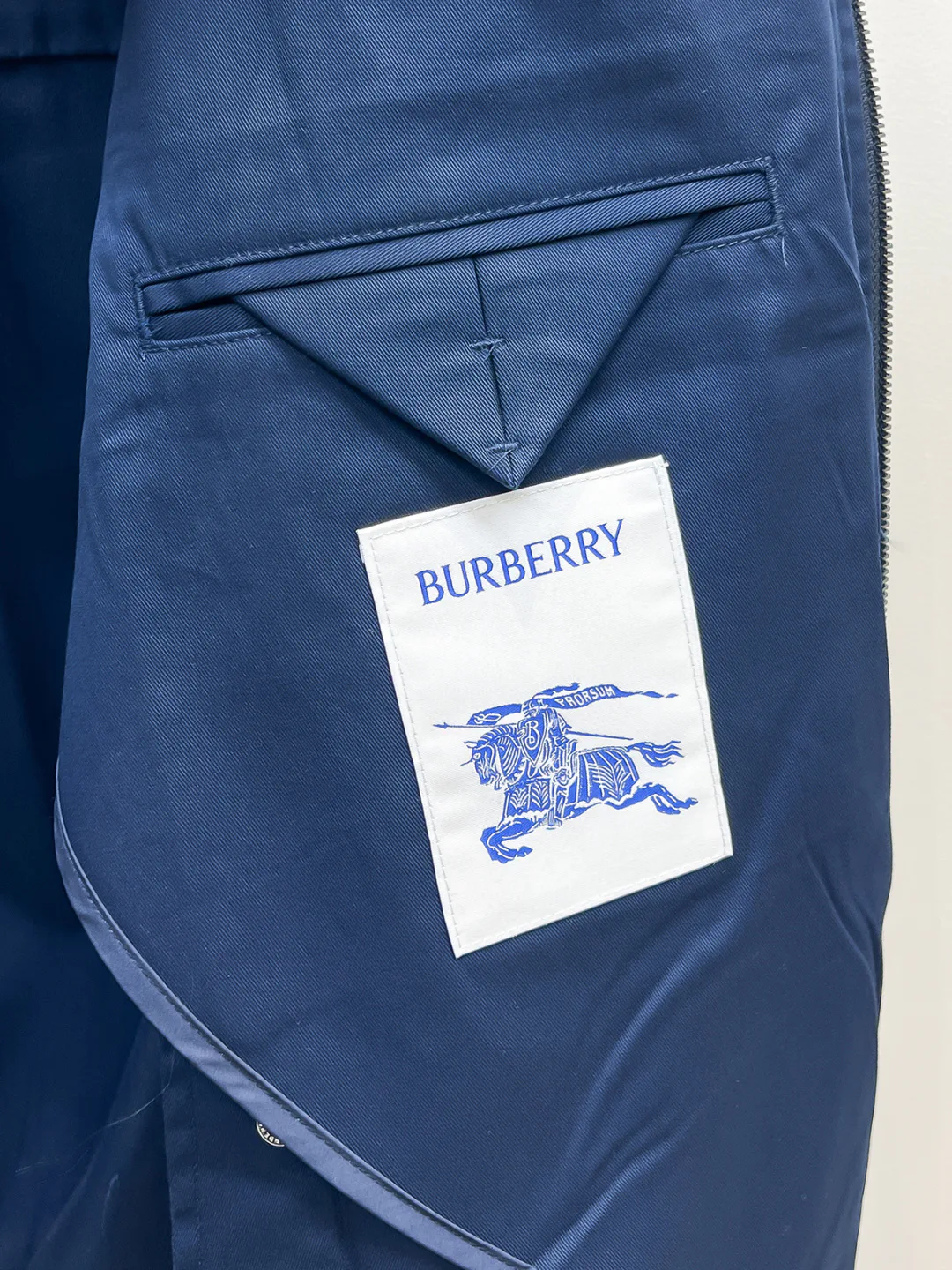Men's Jackets And Down Jackets BURBERRY 18499079