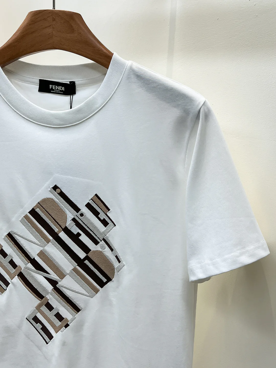 Men's T-Shirts FENDI 18499442