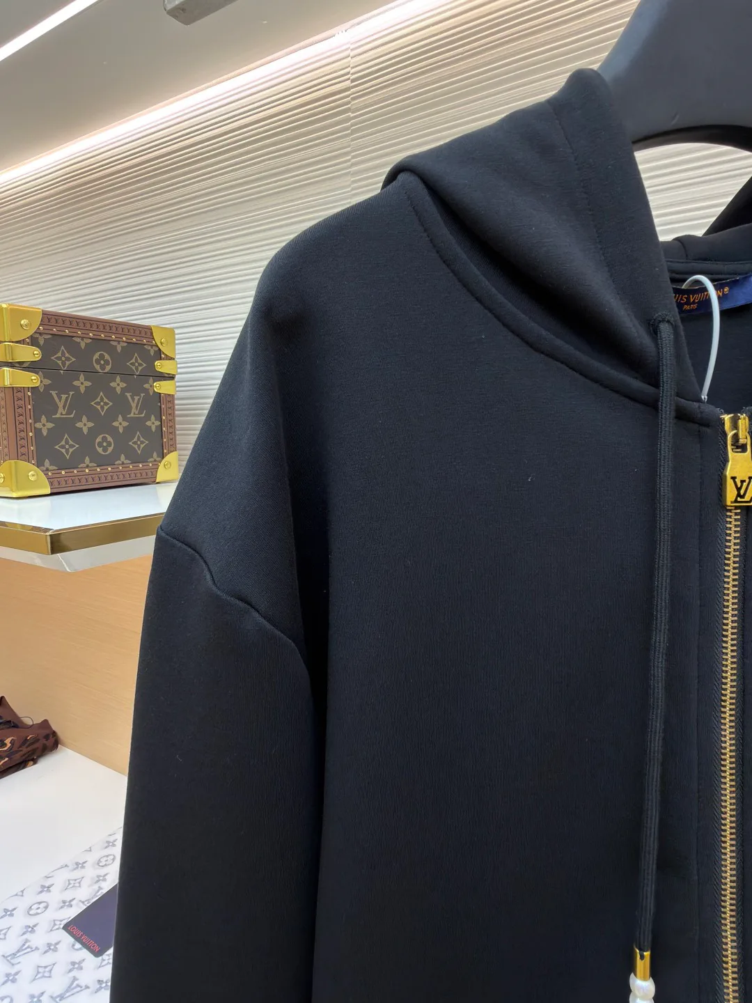 Men's Sweatshirts And Hoodies LOUIS VUITTON 17740836